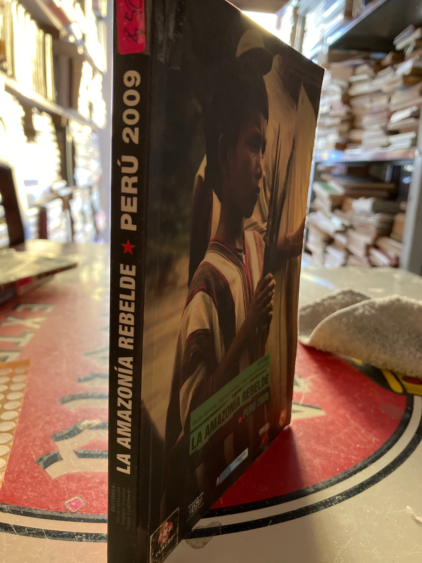 LA AMASONIA REBELDE USADO POLÍTICA LITERARIO 207