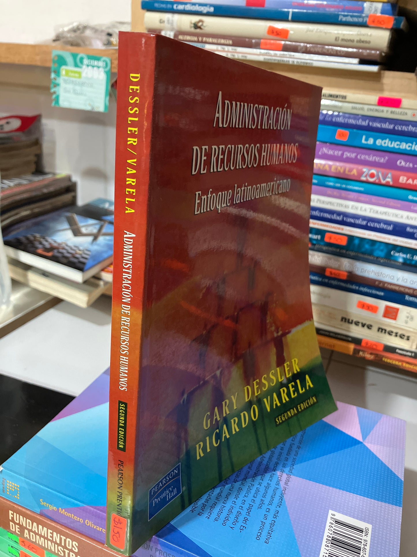 ADMINISTRACIÓN DE RECURSOS HUMANOS ENFOQUE LATINOAMERICANO SEGUNDA EDICIÓN POR GARY DESALER USADO ADMINISTRACIÓN JUAREZ