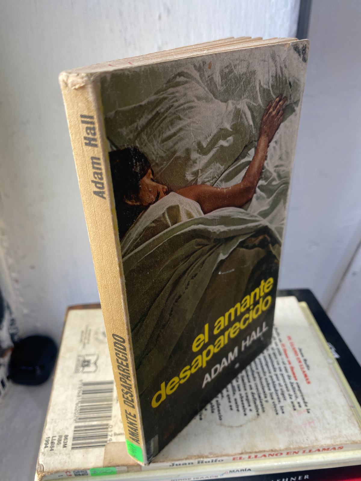 EL AMANTE DESAPARECIDO POR ADAM HALL USADO NOVELAS JUAREZ 515