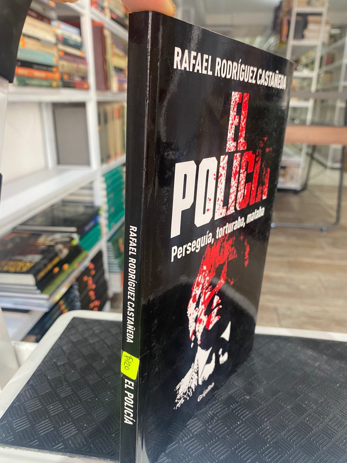 EL POLICIA PERSEGUIA TORTURABA MATABA USADO POLITICA JUAREZ 515