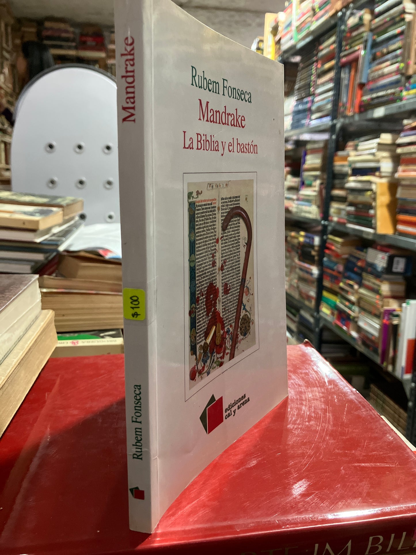 MANDRAKE LA BIBLIA Y EL BASTÓN POR RUBEM FONSECA USADO NOVELA ALDAMA