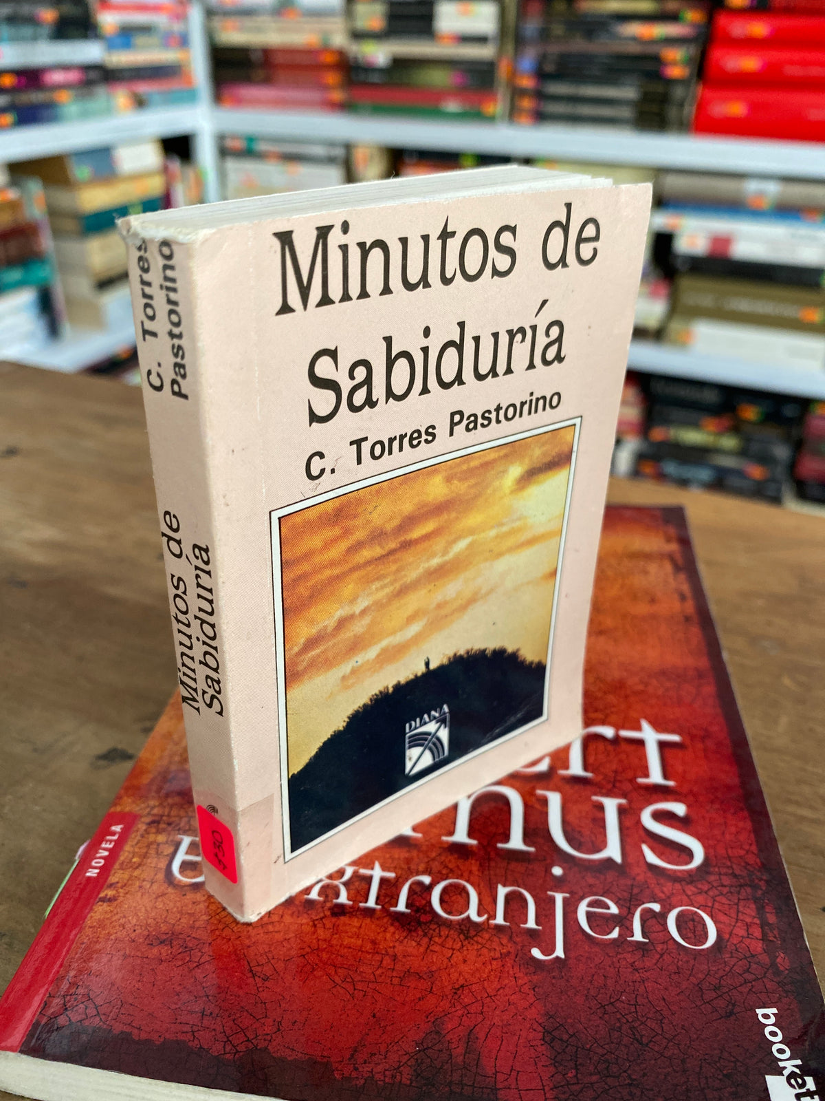 MINUTOS DE SABIDURIA POR C TORRES PASTORINO USADO SUPERACION PERSONAL JUAREZ 515