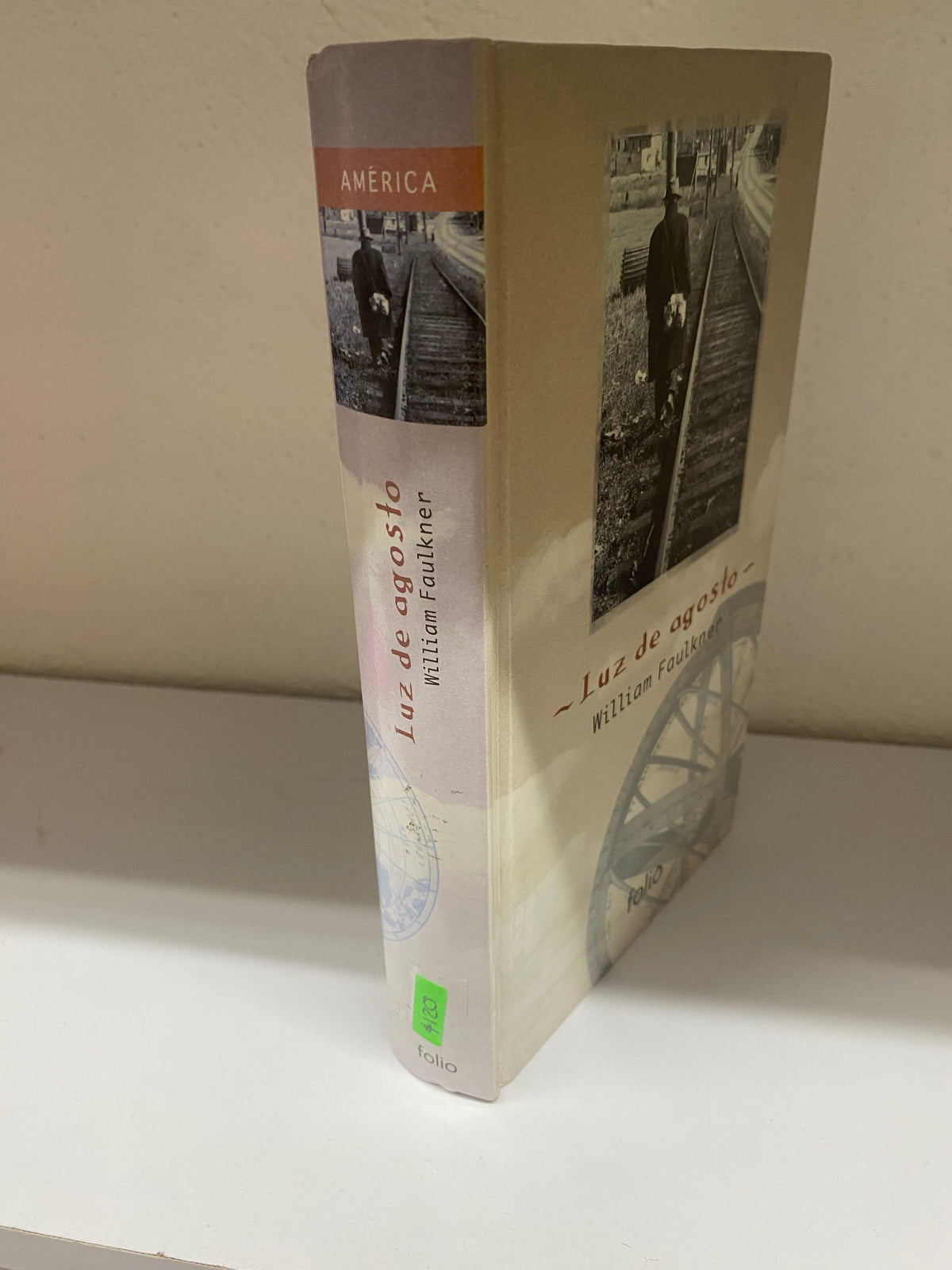 LUZ DE AGOSTO POR WILLIAM FAULKNER USADO NOVELA JUAREZ 515
