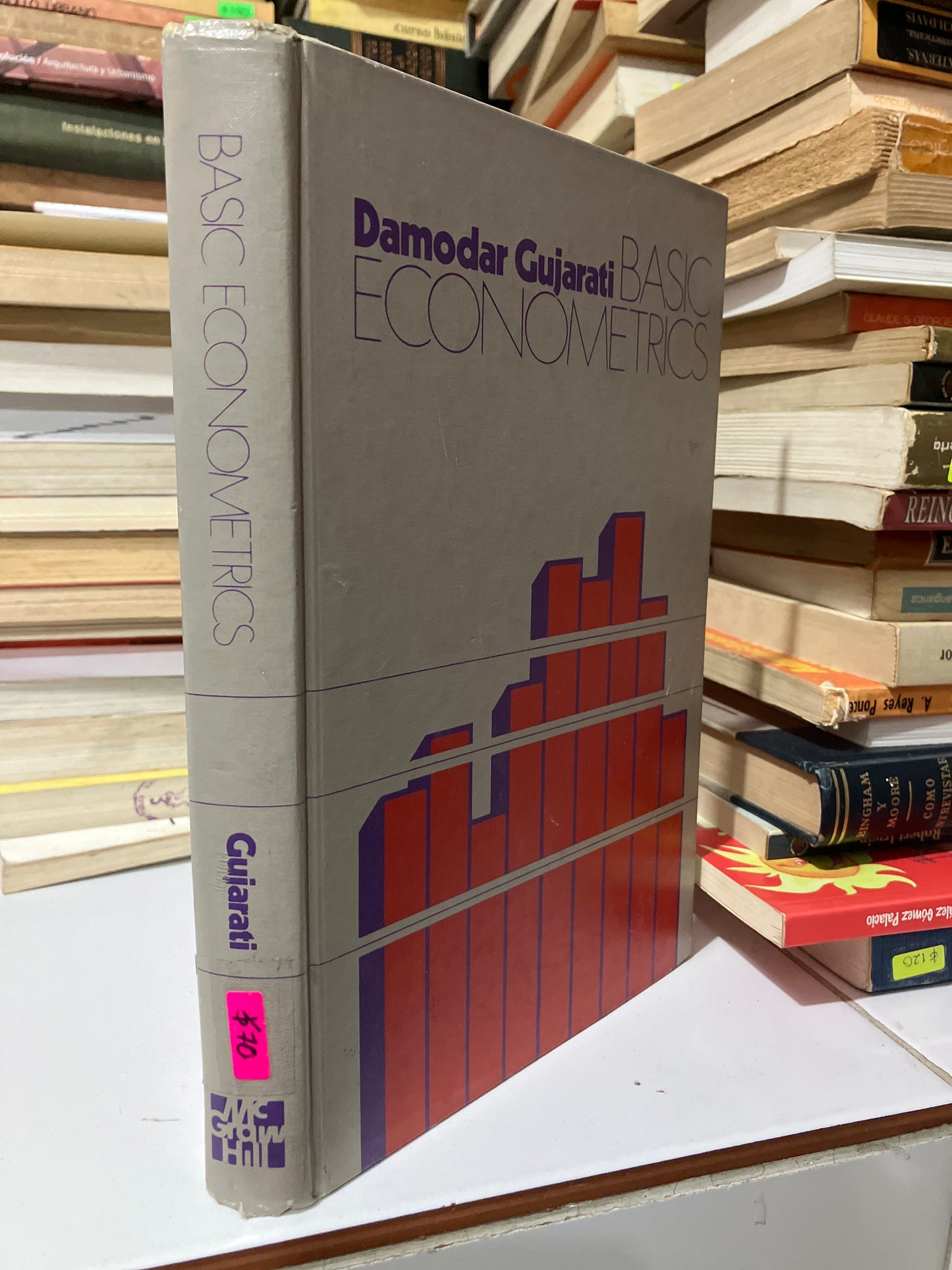 BASIC ECONOMETRICS BY DAMODAR GUJARATI USADO ADMINISTRACIÓN JUAREZ