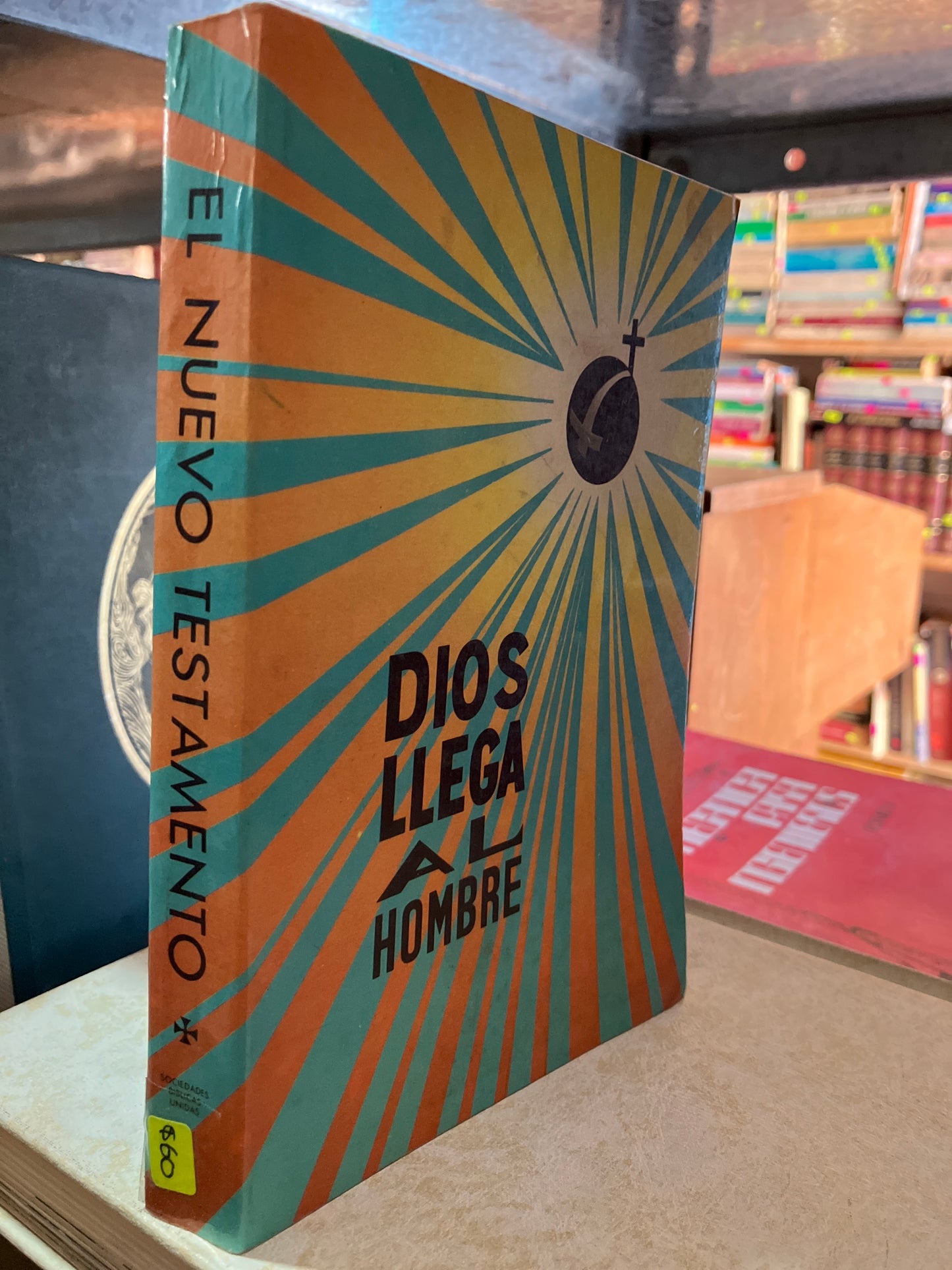 DIOS LLEGA AL HOMBRE EL NUEVO TESTAMENTO VERSION DHH USADO RELIGIÓN ALDAMA