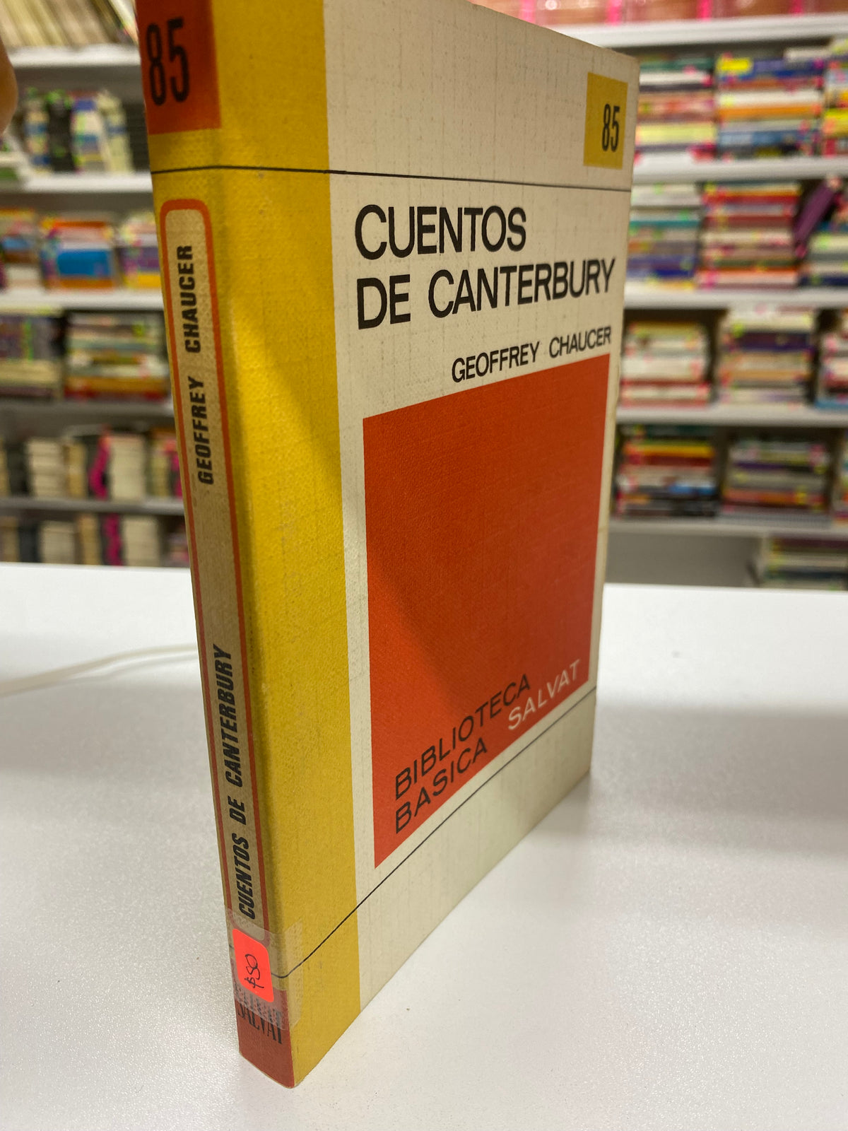 CUENTOS DE CANTERBURY POR GEOFFREY CHAUCER USADO NOVELA JUAREZ 515