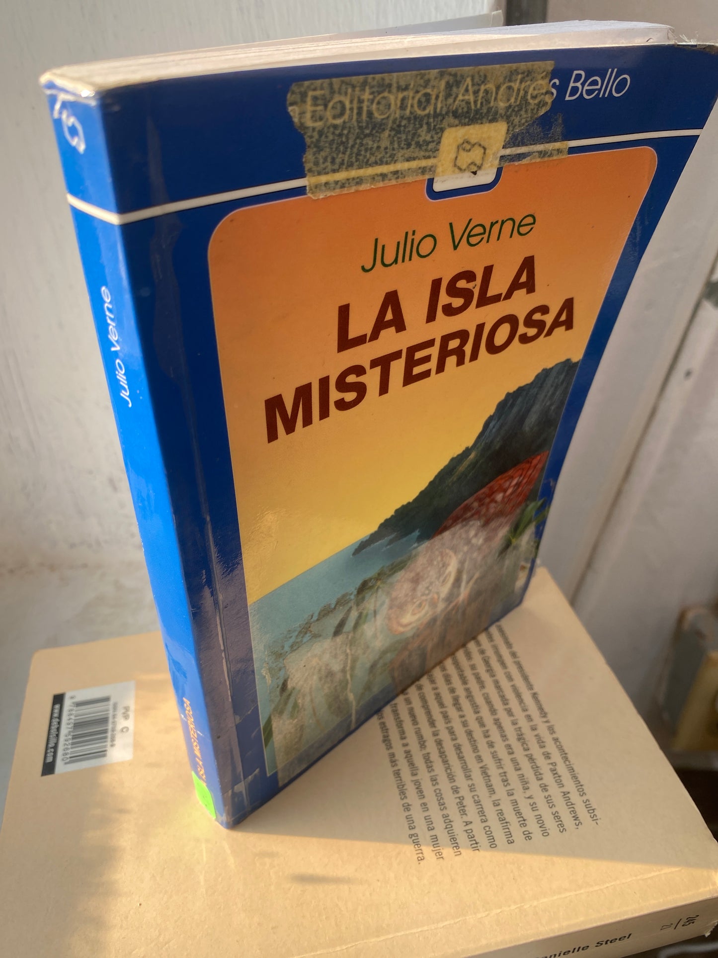 LA ISLA MISTERIOSA POR JULIO VERNE USADOS NOVELAS JUAREZ 515 