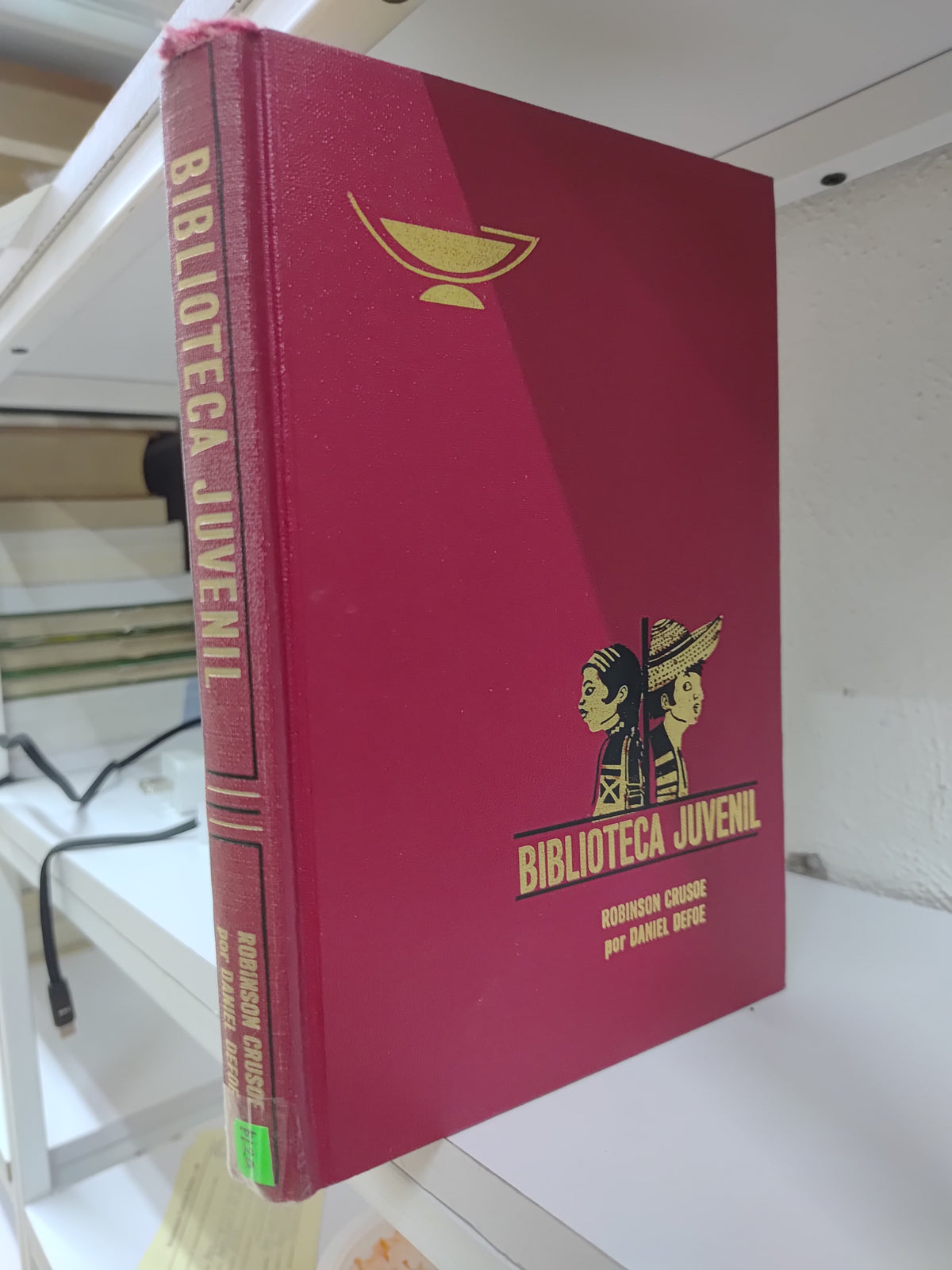 BIBLIOTECA ROBINSON CRUSOE POR DANIEL DEFOE USADO NOVELAS JUAREZ 515