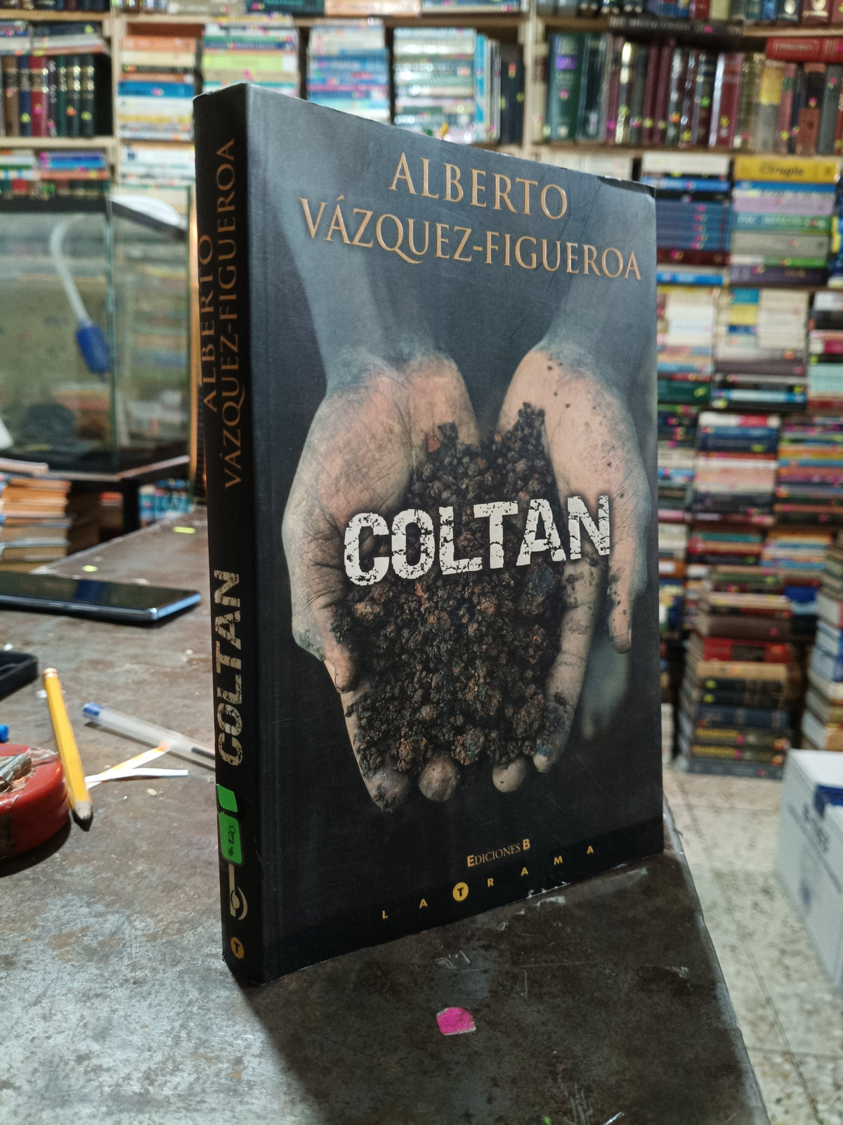 COLTAN POR ALBERTO VAZQUEZ FIGUEROA USADO NOVELA ALDAMA
