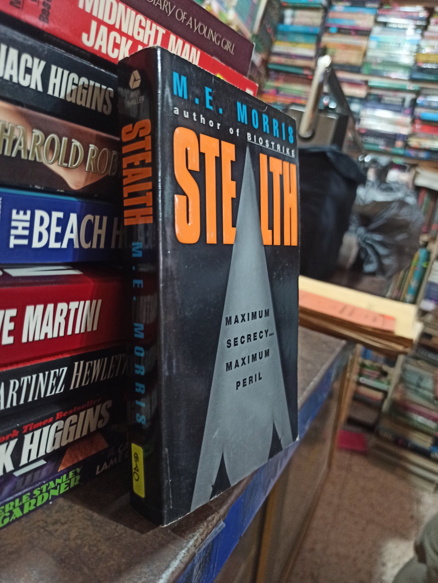 STEALTH POR M. E. MORRIS USADO IDIOMAS ALDAMA