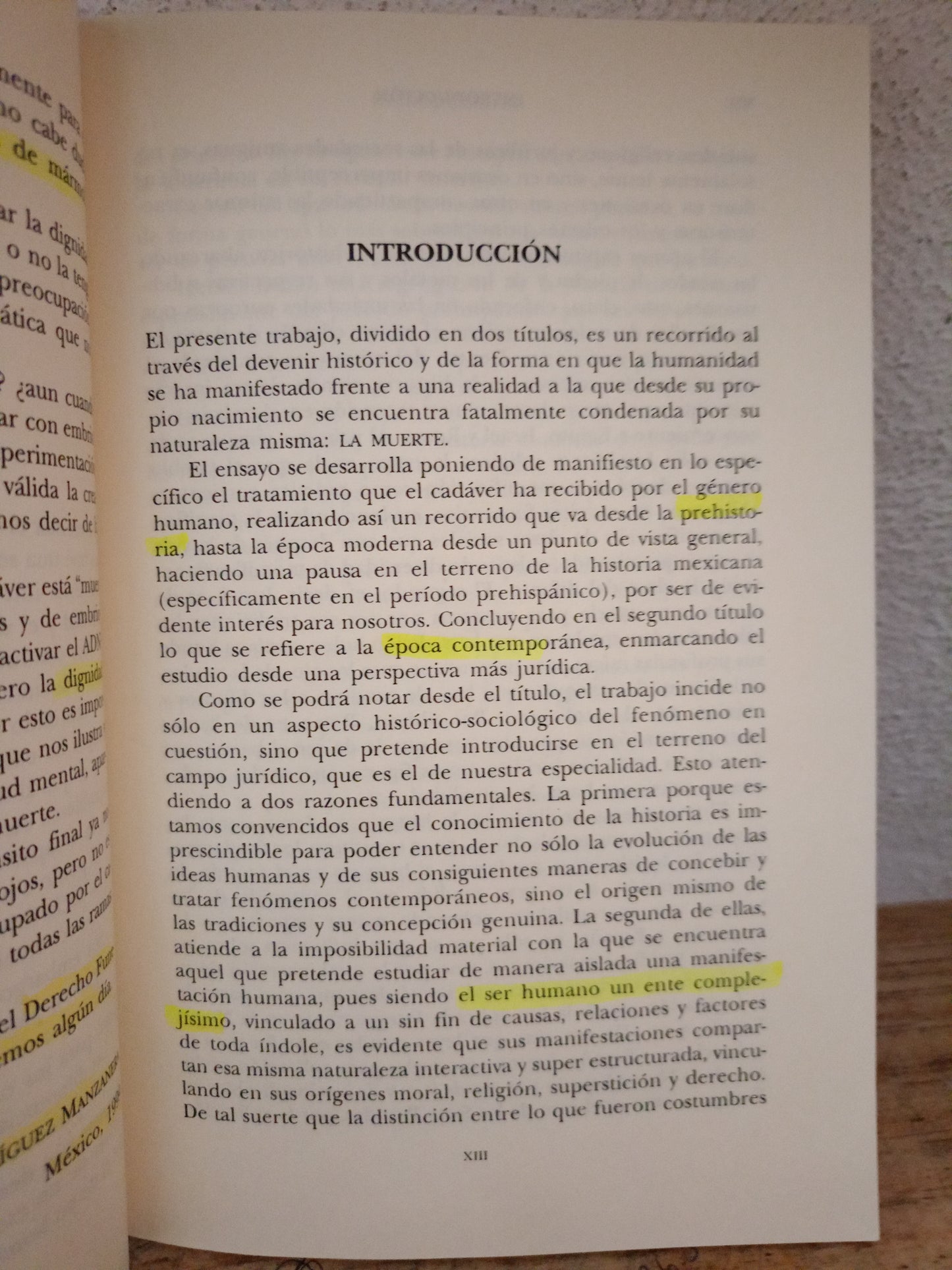 EL CADÁVER POR ISRAEL ALVARADO MARTÍNEZ USADO DERECHO LITERARIO 305