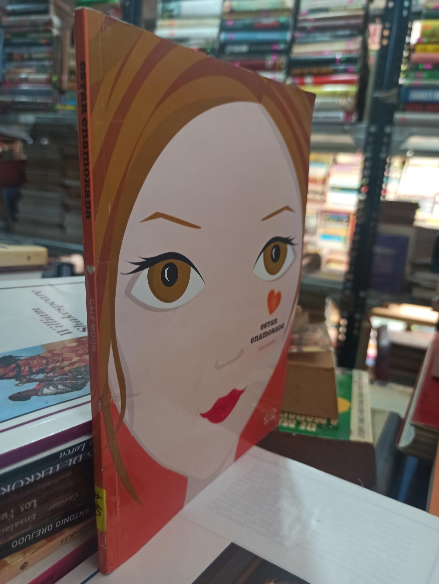 ESTAR ENAMORADA POR GALE MOON USADO NOVELAS ALDAMA