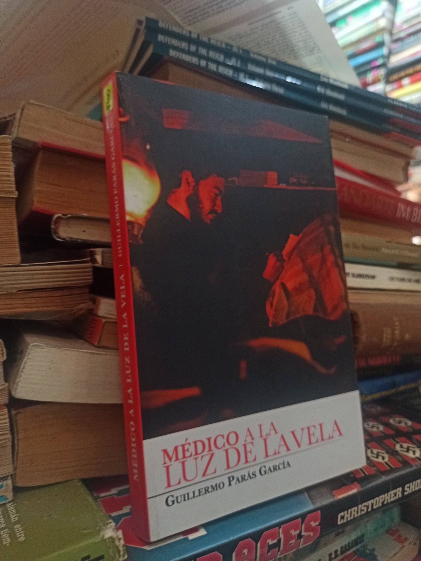 MÉDICO A LA LUZ DE LA VELA POR GUILLERMO PARÁS GARCÍA USADO NOVELAS ALDAMA
