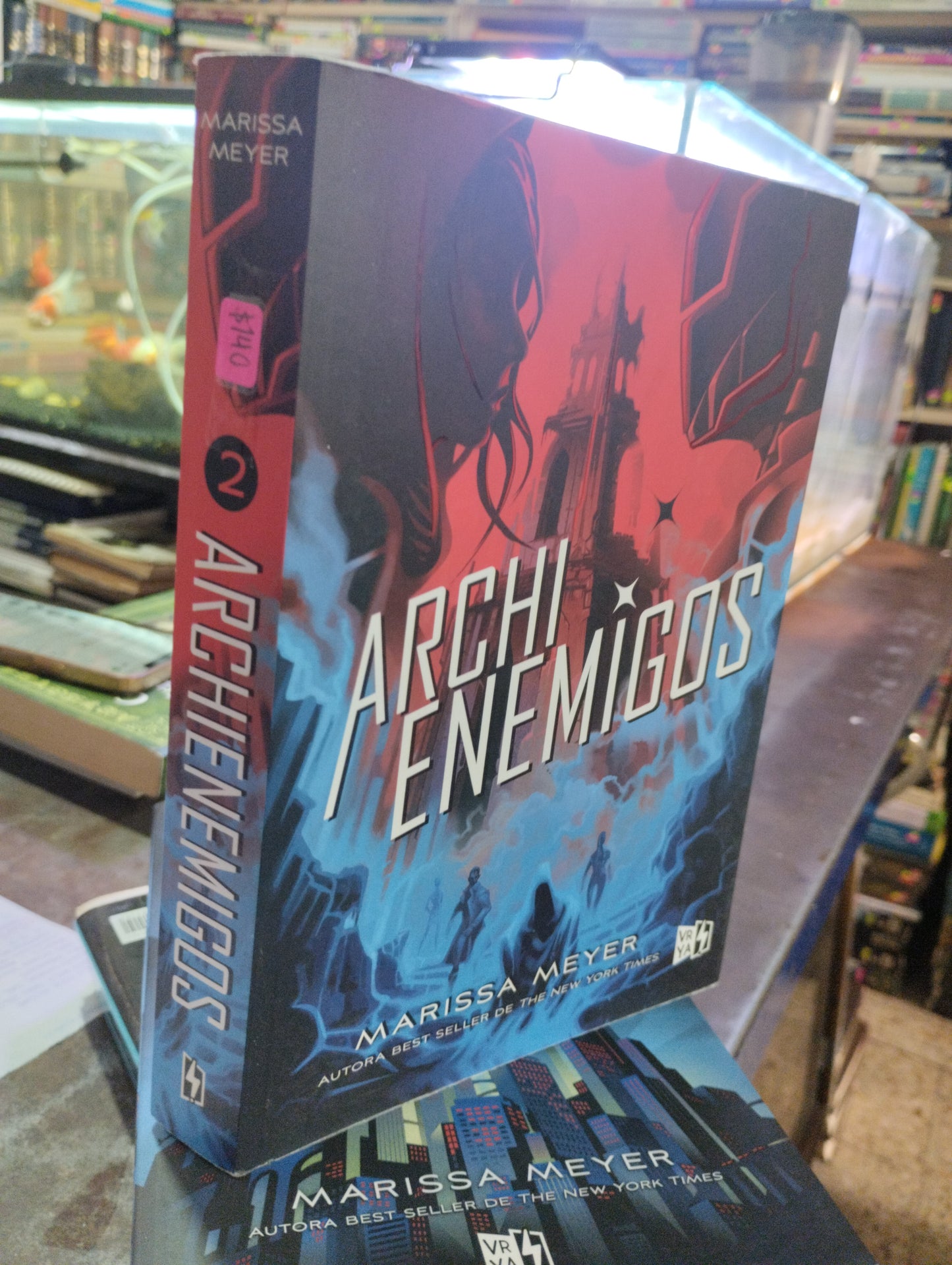 ARCHI ENEMIGOS POR MARISSA MEYER USADO NOVELA ALDAMA