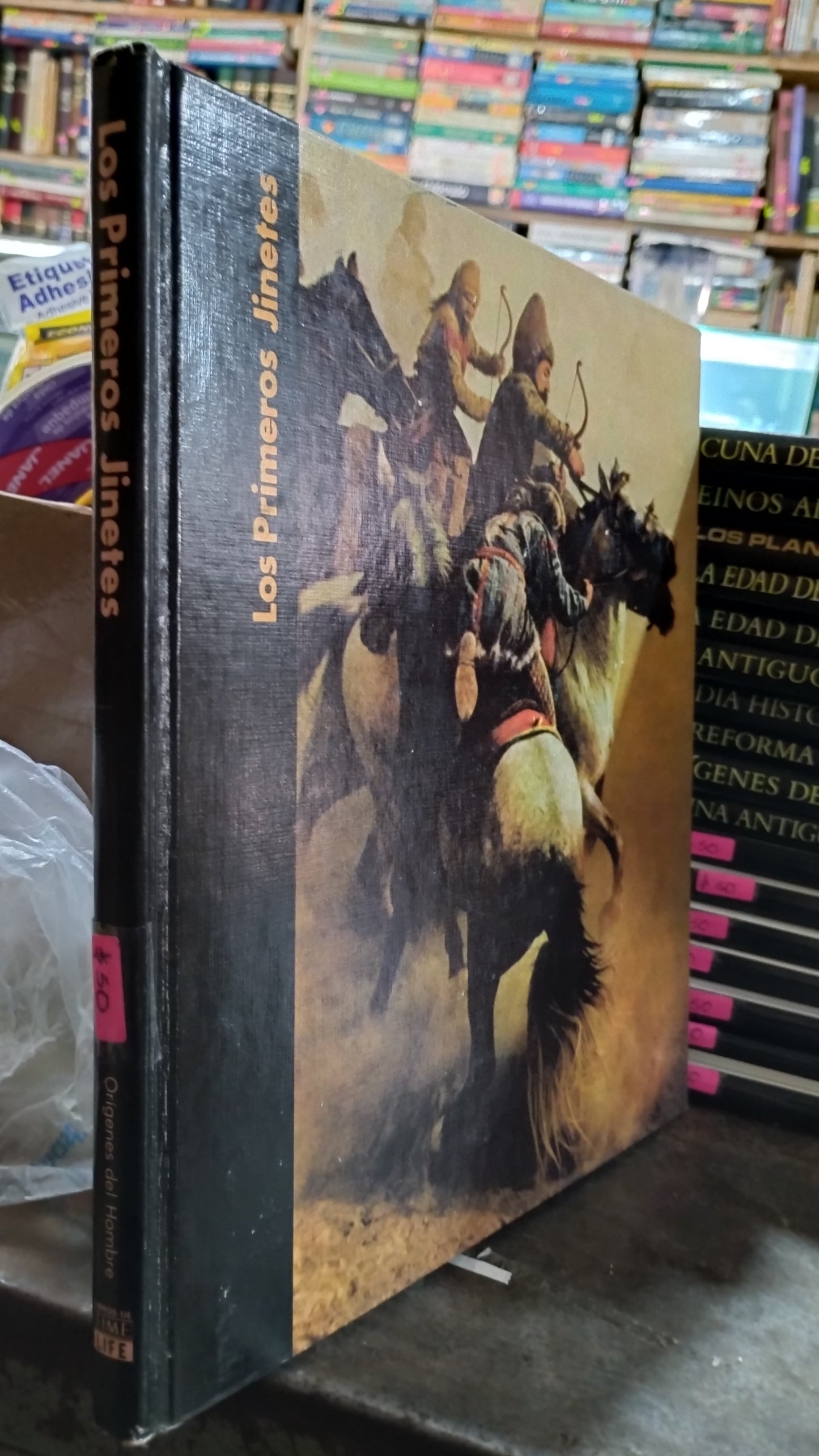 LOS PRIMEROS JINETES LIBRO USADO HISTORIA ALDAMA