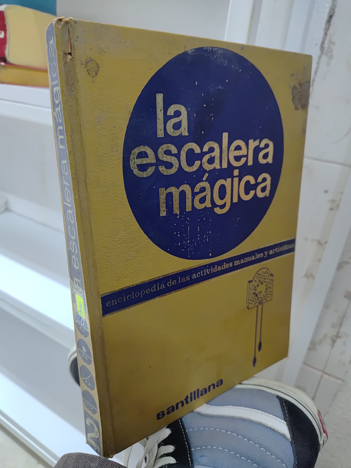 LA ESCALERA MAGICA POR EDITORIAL SANTILLANA USADO OFICIOS JUAREZ 515