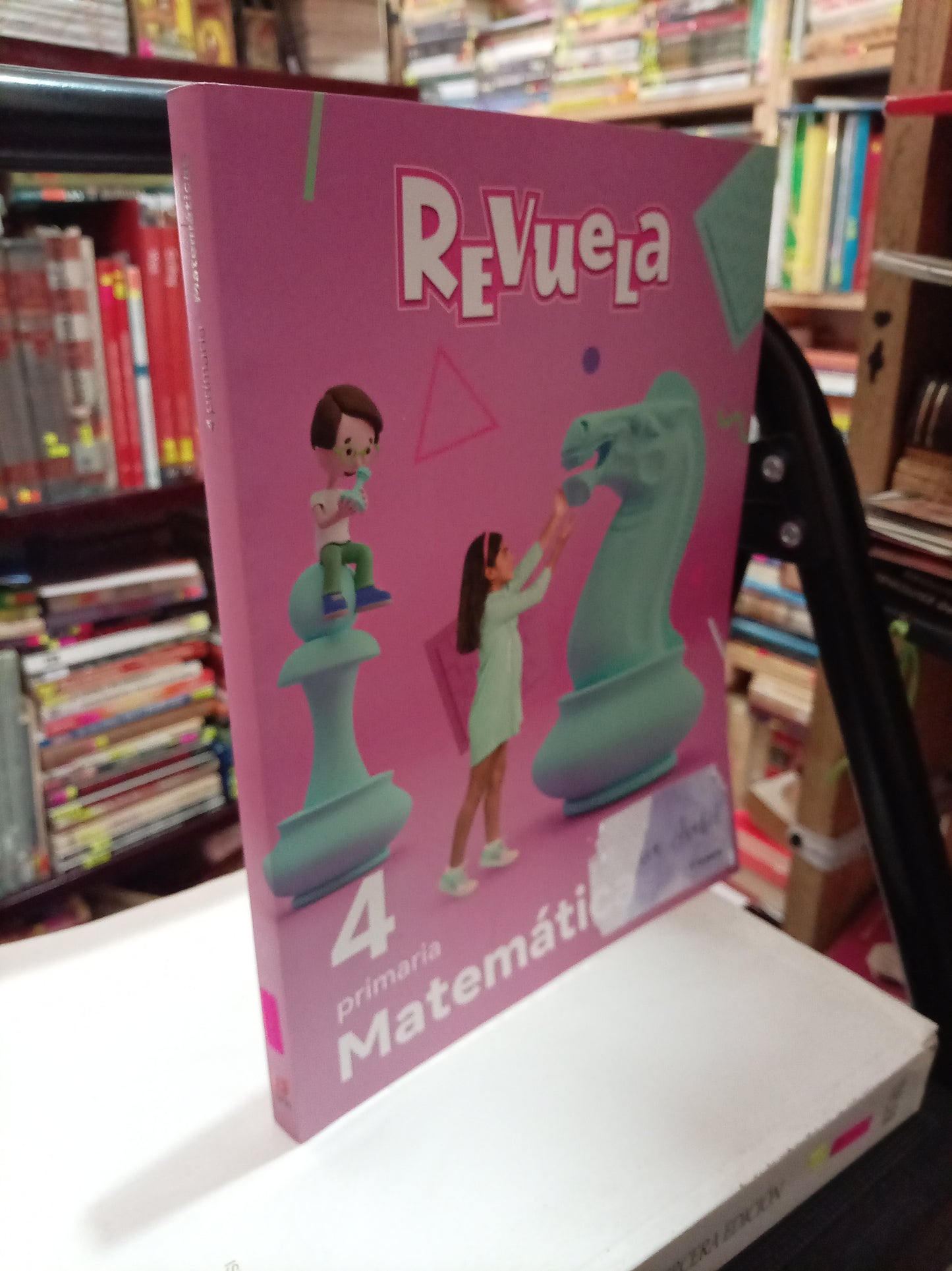 MATEMÁTICAS 4 PRIMARIA REVUELA USADO MATE LITERARIO 305