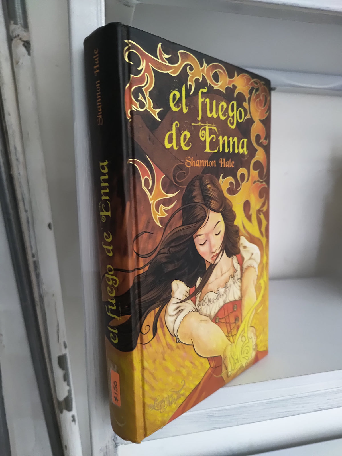 EL FUEGO DE ENNA POR SHANNON HALE USADO NOVELAS JUAREZ 515
