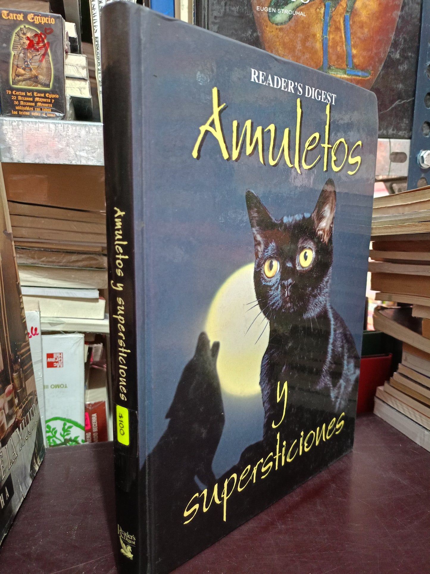 AMULETOS Y DUPERSTICIONES USADO OFICIOS LITERARIO 305
