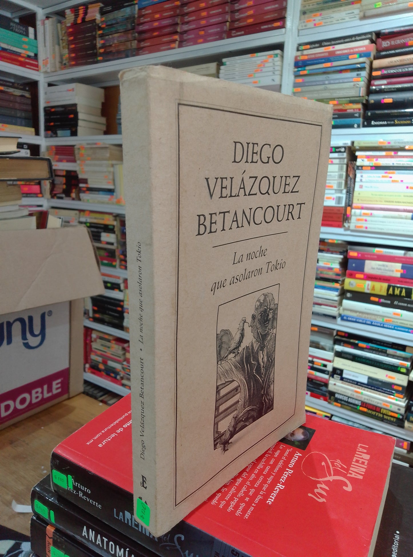 LA NOCHE QUE ASOLARON TOKIO POR DIEGO VELAZQUEZ BETANCOURT USADO NOVELAS JUÁREZ 515