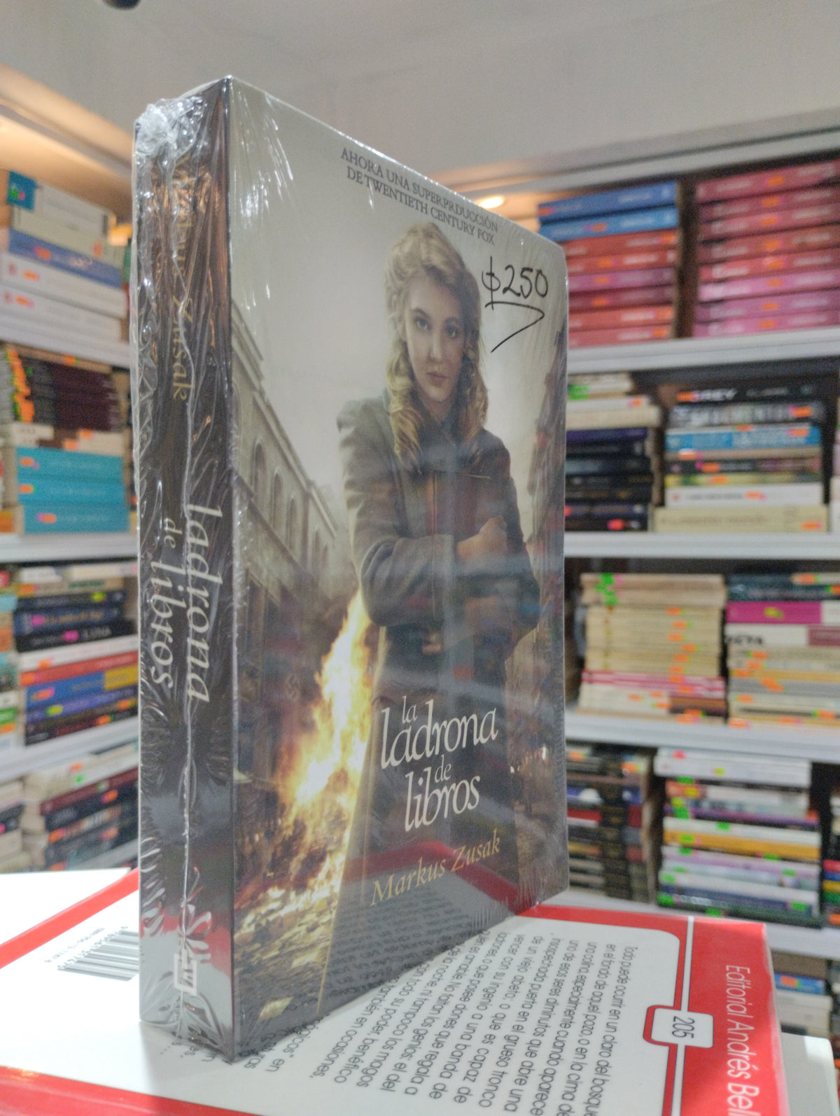 LA LADRONA DE LIBROS POR MARKUS ZUSAK NUEVO JUAREZ 515