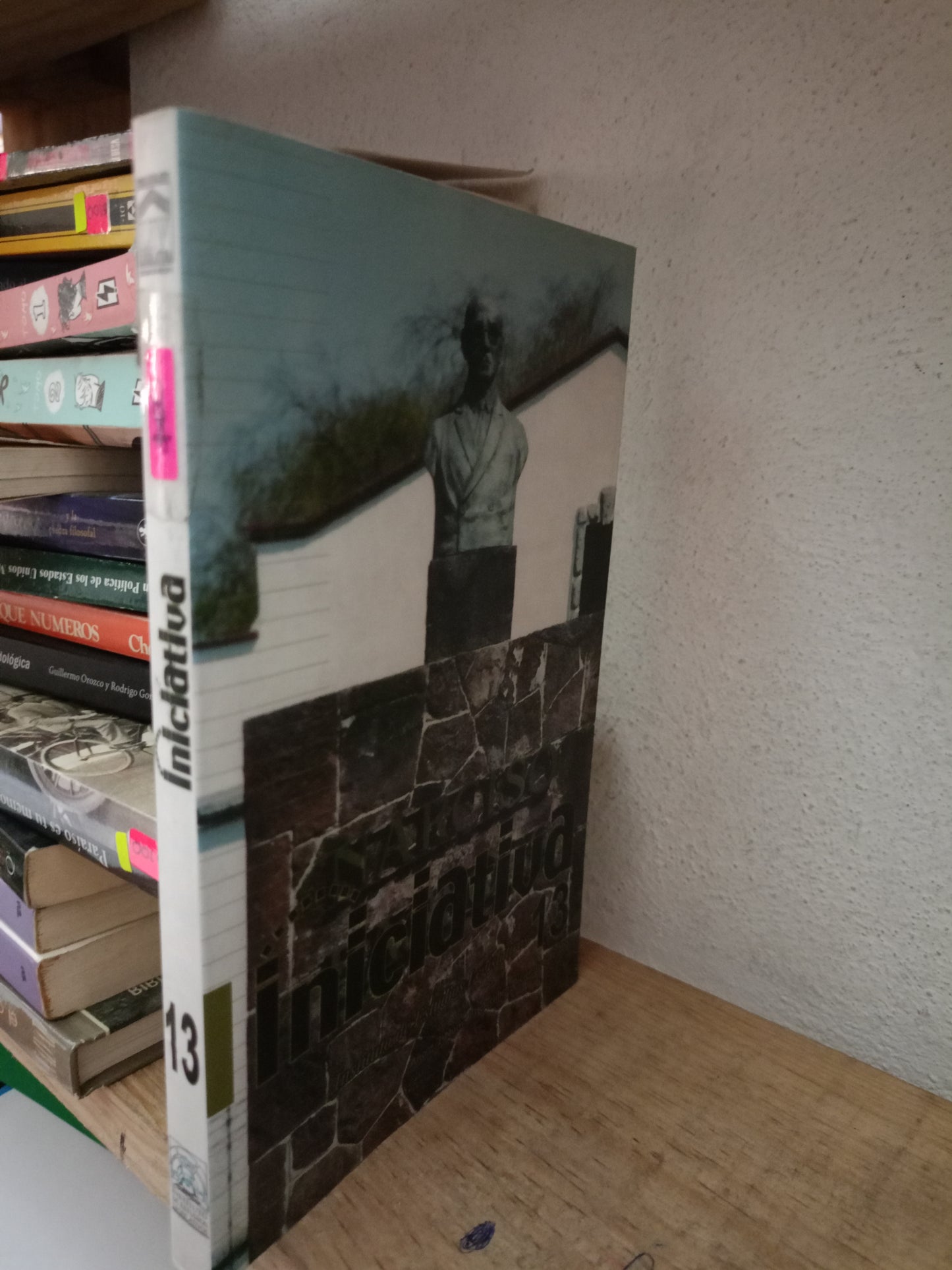 INICIATIVA POR AUTORES VARIOS USADO FILOSOFIA LITERARIO 305