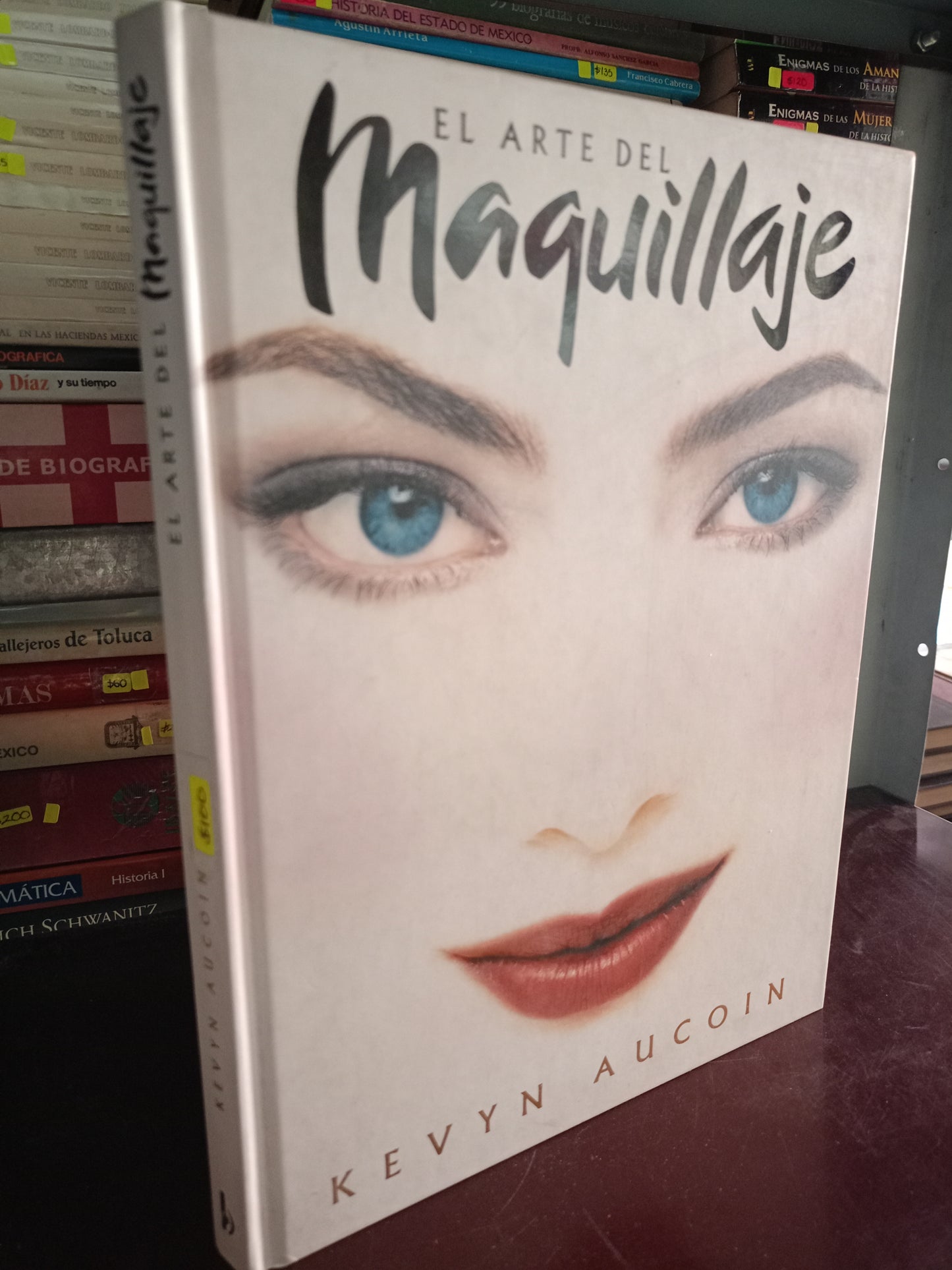 EL ARTE DEL MAQUILLAJE POR KEVYN AUCOIN USADO OFICIOS LITERARIO 305
