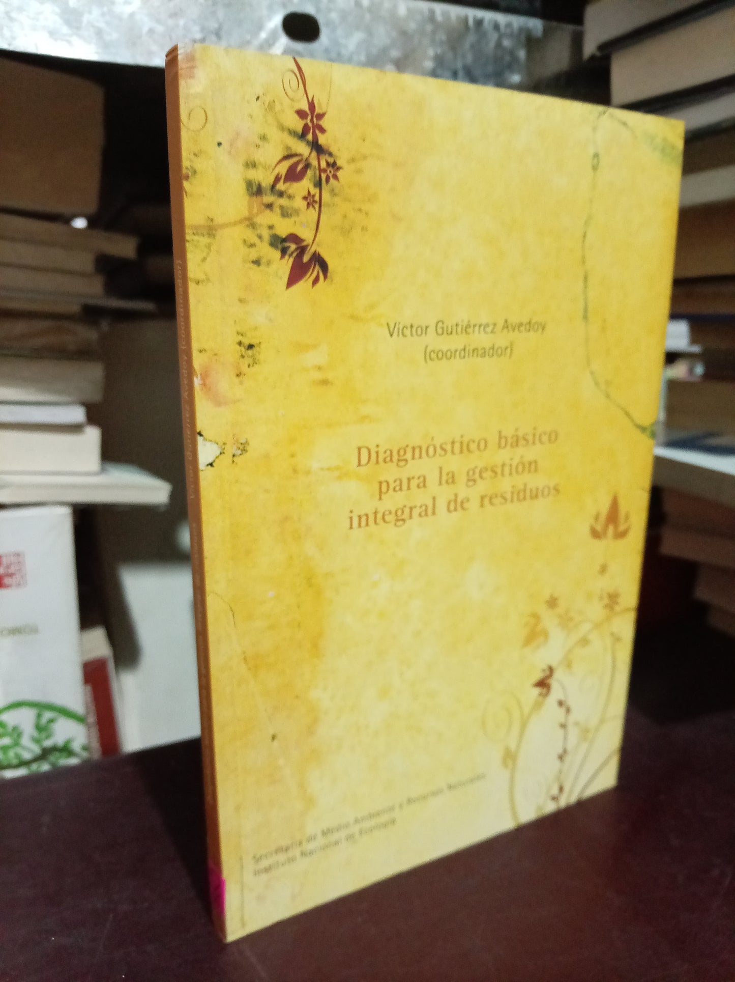 DIAGNOSTICO BASICO PARA LA GESTION INTEGRAL DE RESIDUOS POR VICTOR GUTIERREZ AVEDOY USADO ADMIN LITERARIO 305