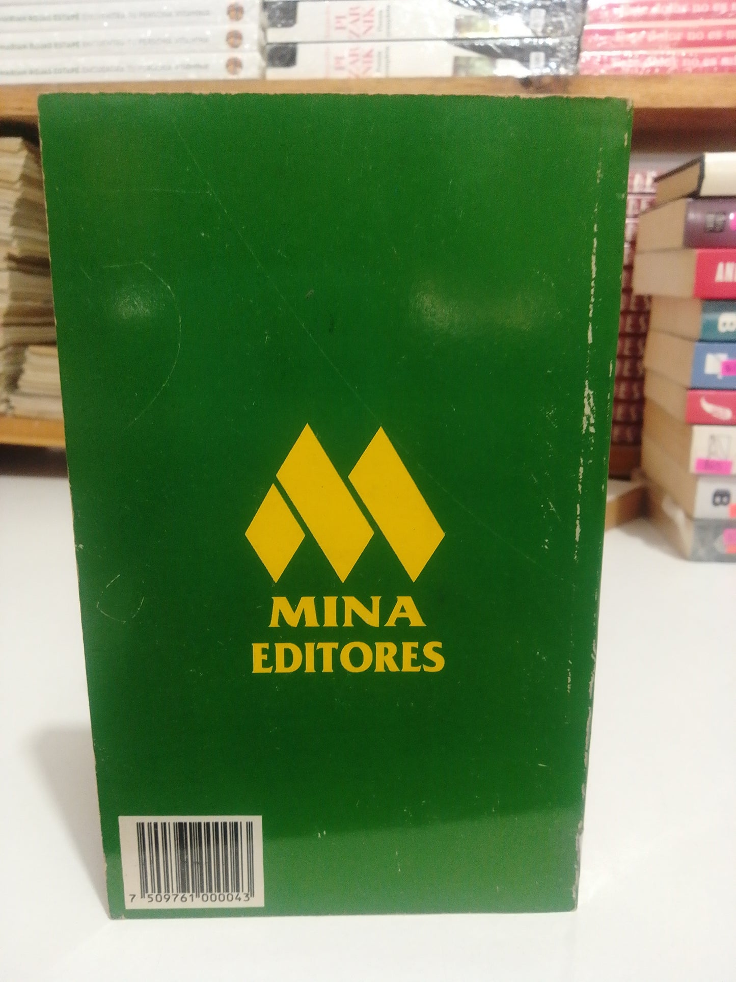LEA Y SORPRENDASE CASOS Y COSAS ASOMBROSAS DE NUESTRO MUNDO USADO NOVELA JUAREZ