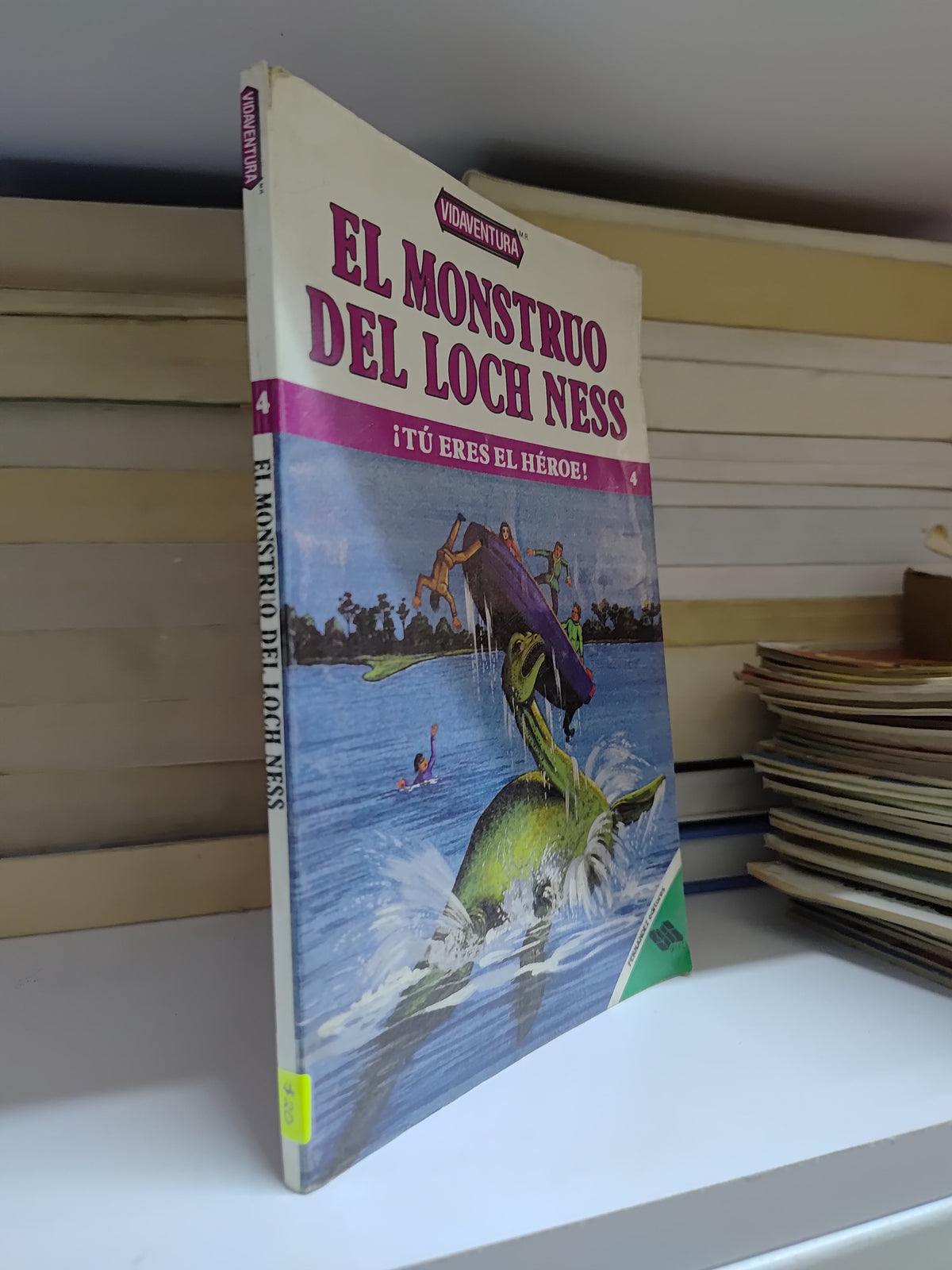 EL MONSTRUO DEL LOCH NESS POR EDITORIAL FERNANDEZ USADO INFANTIL JUAREZ 507