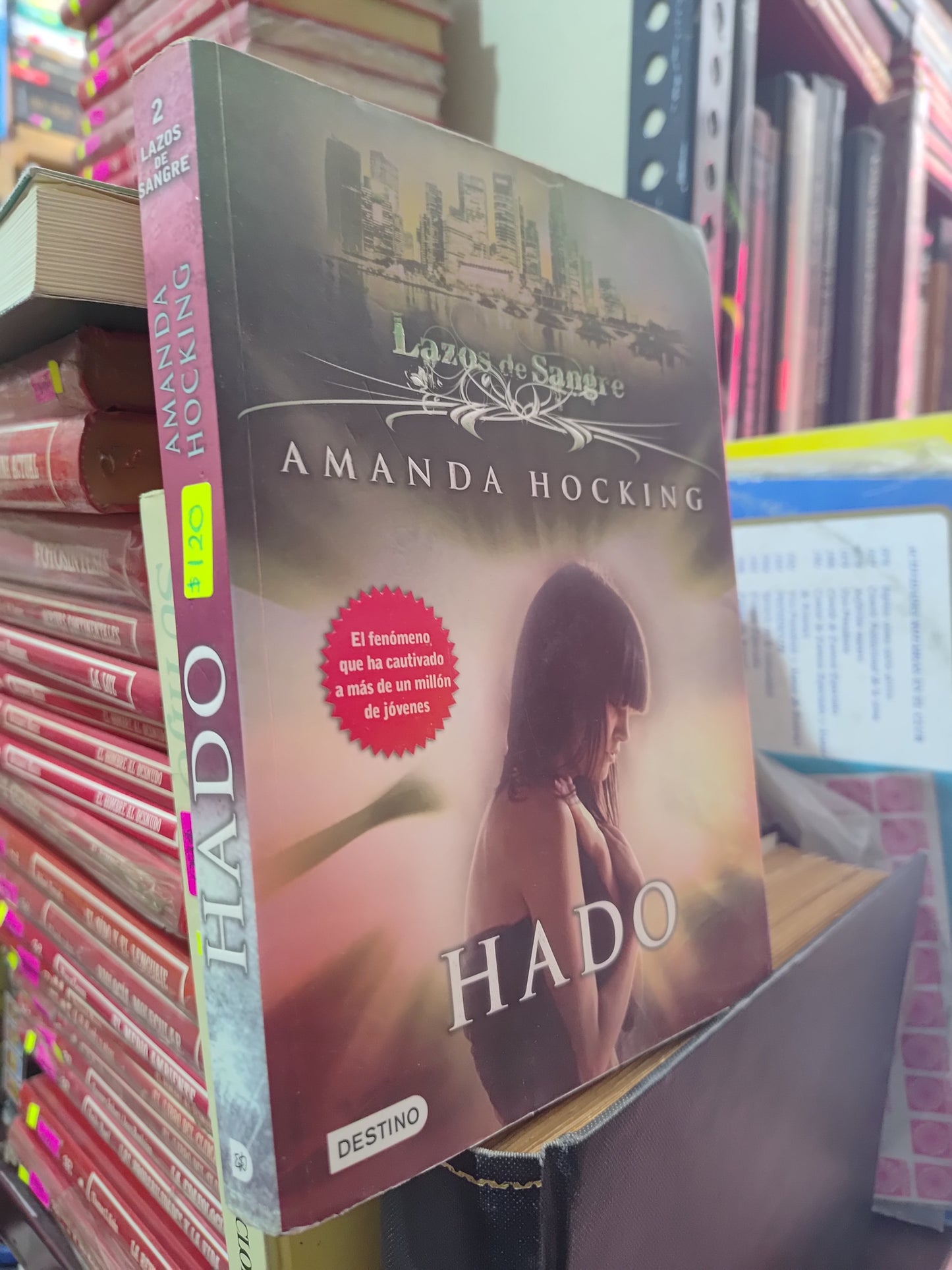HADO POR AMANDA HOCKING USADO NOVELAS LITERARIO 305