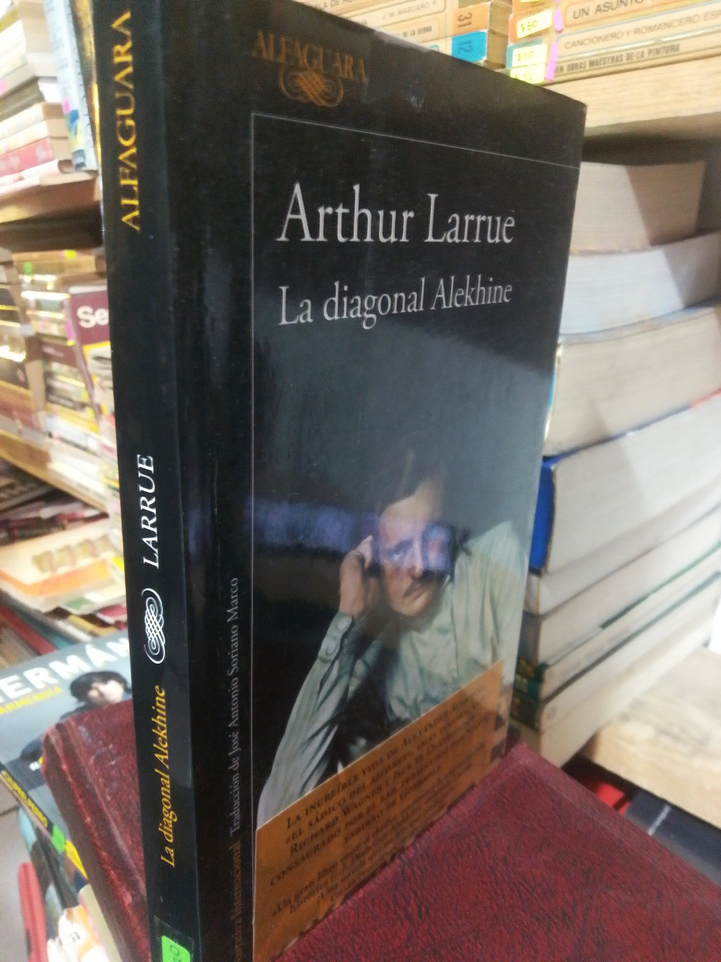 LA DIAGONAL ALEKHINE POR ARTHUR LARRUE USADO NOVELA JUAREZ