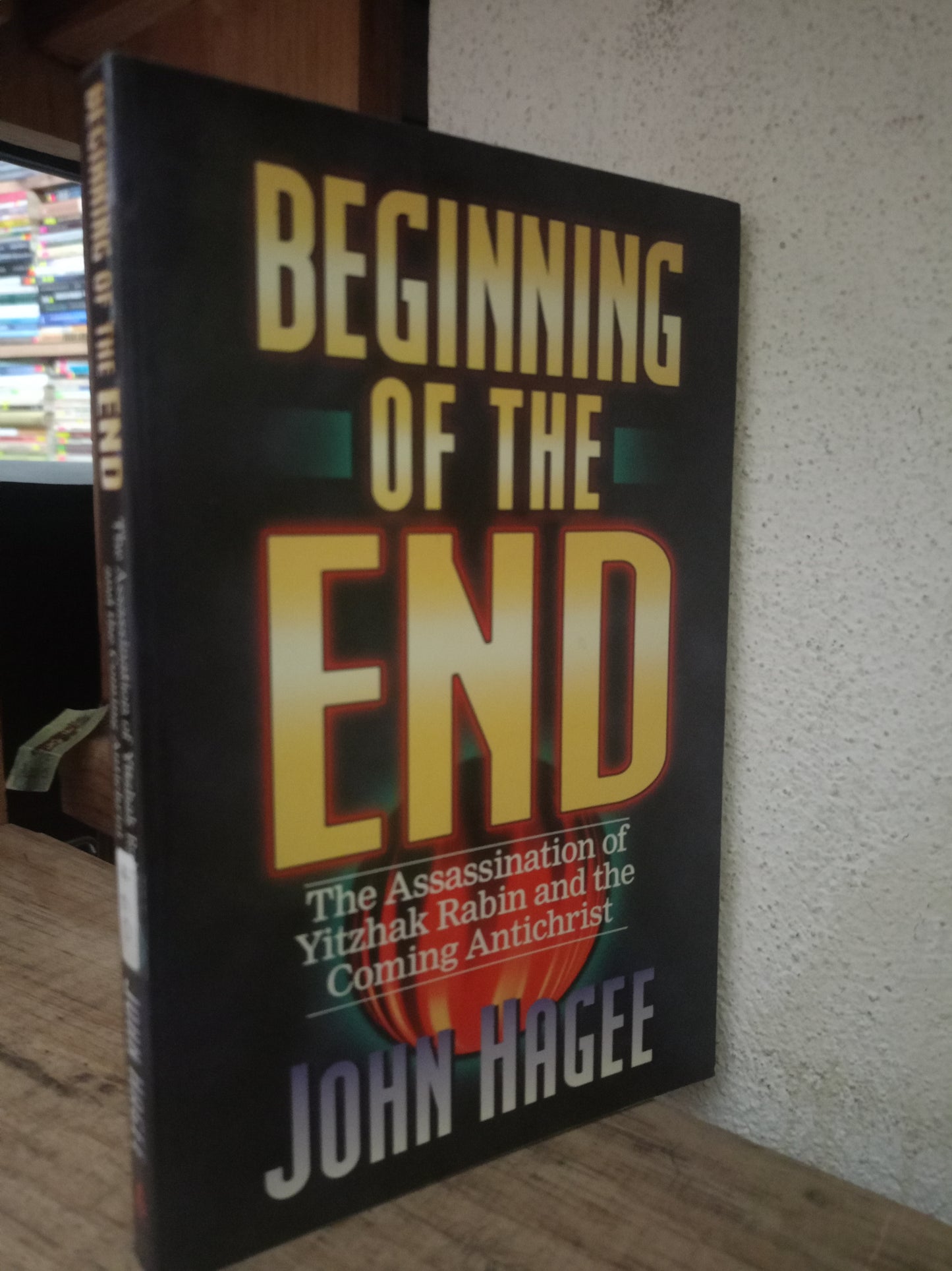 BEGINNING OF THE END POR JOHN HANGEE USADO IDIOMAS LITERARIO 305