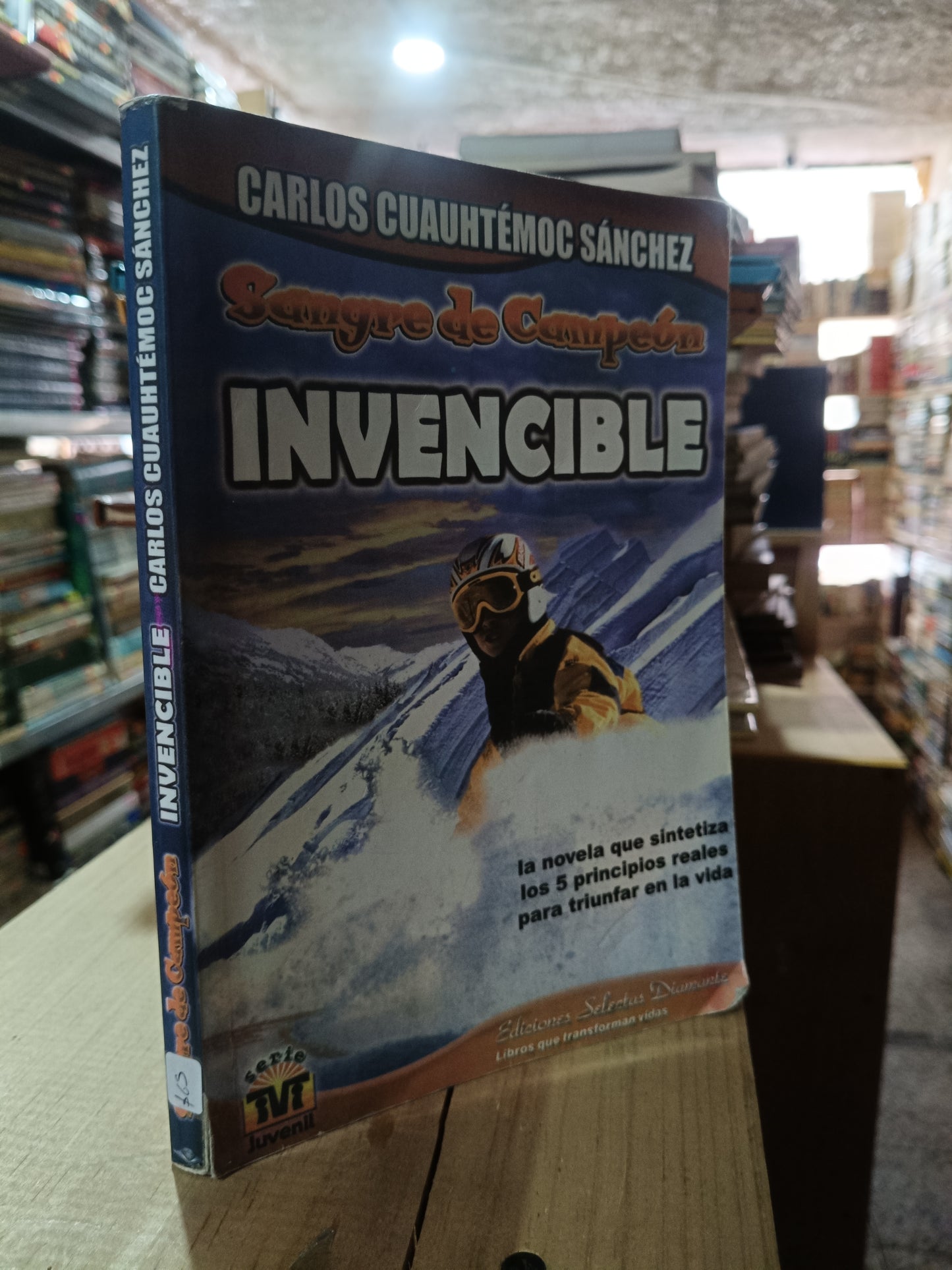 SANGRE DE CAMPEÓN INVENCIBLE POR CARLOS CUAUHTÉMOC SÁNCHEZ USADO SUPERACIÓN PERSONAL ALDAMA