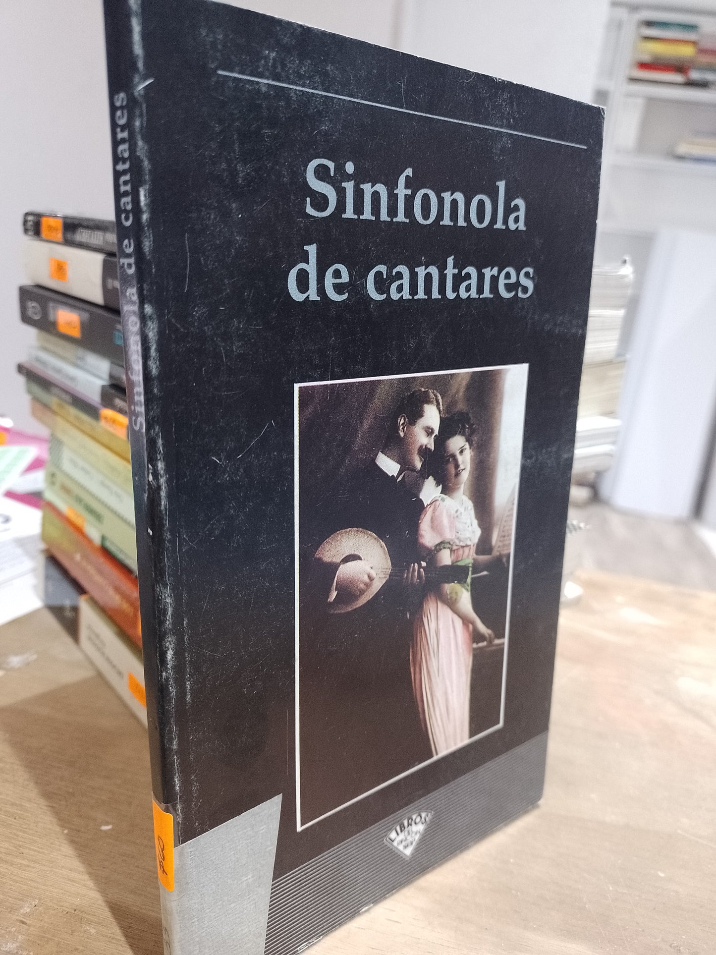 SINFONOLA DE CANTARES POR JOSE LUIS ALMEIDA USADO NOVELA JUAREZ 515
