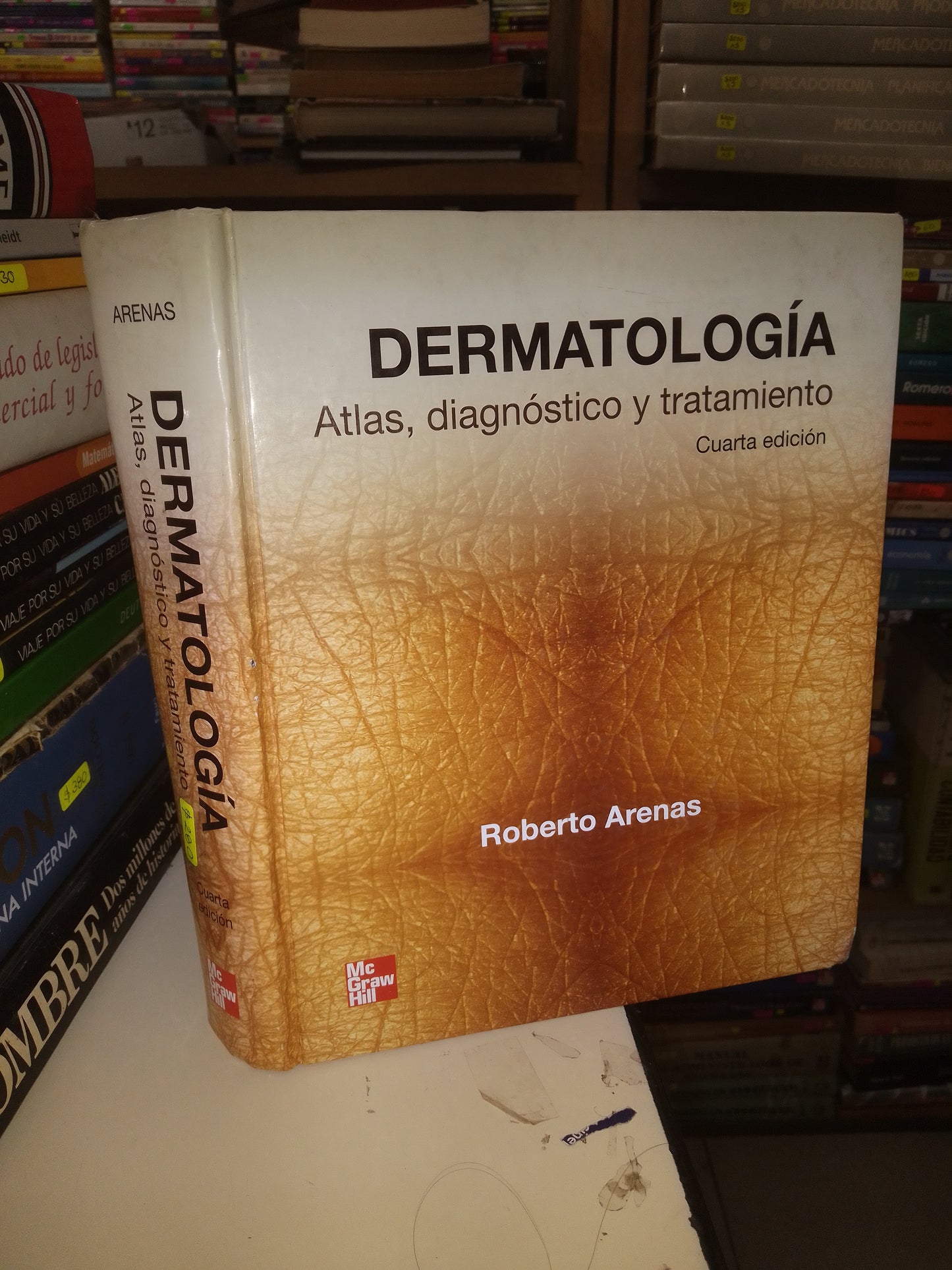 DERMATOLOGÍA ATLAS, DIAGNÓSTICO Y TRATAMIENTO POR ROBERTO ARENAS USADO MEDICINA LITERARIO 207