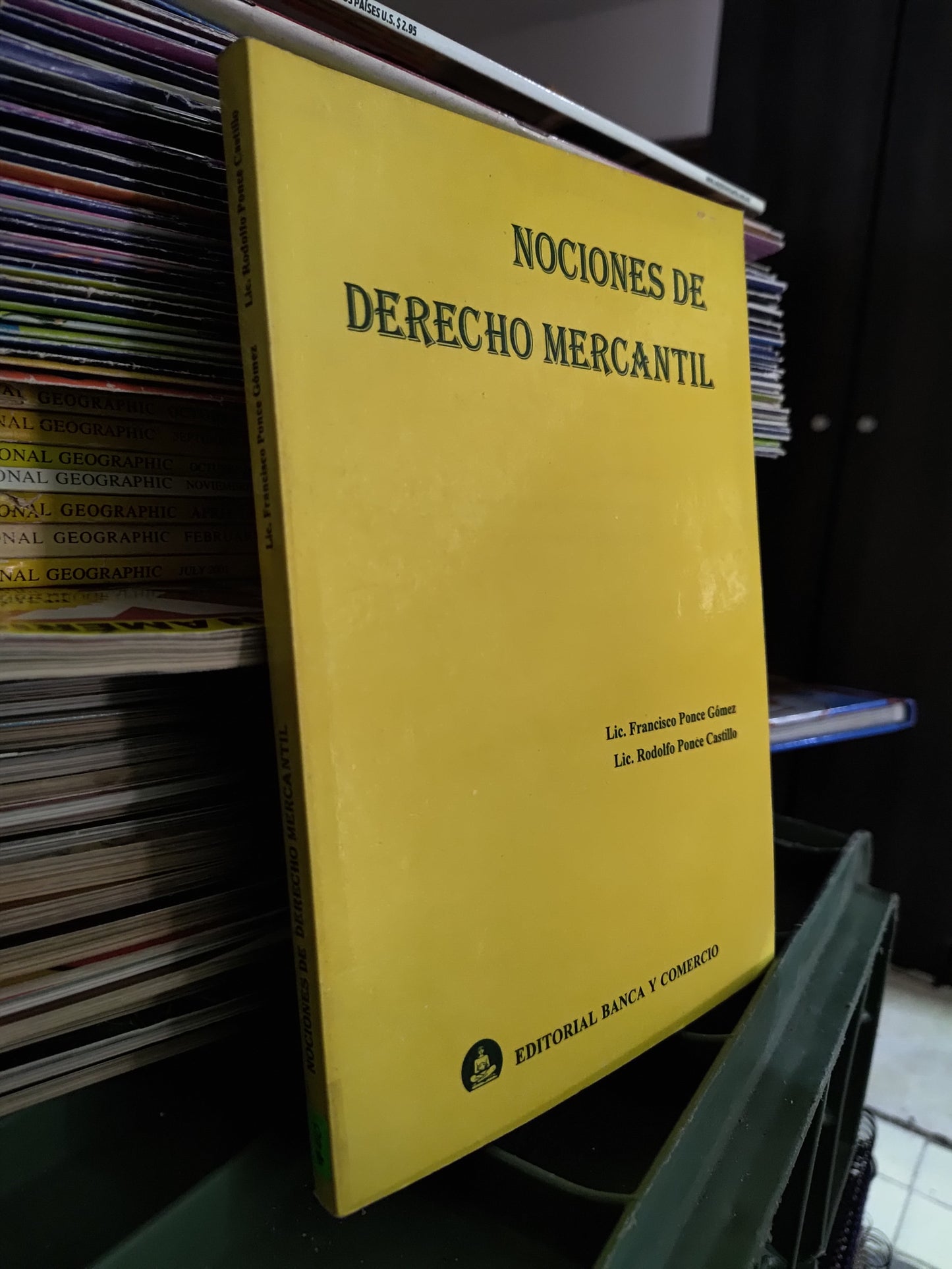 NOCIONES DE DERECHO MERCANTIL POR FRANCISCO PONCE GOMEZ USADO DERECHO JUAREZ 515