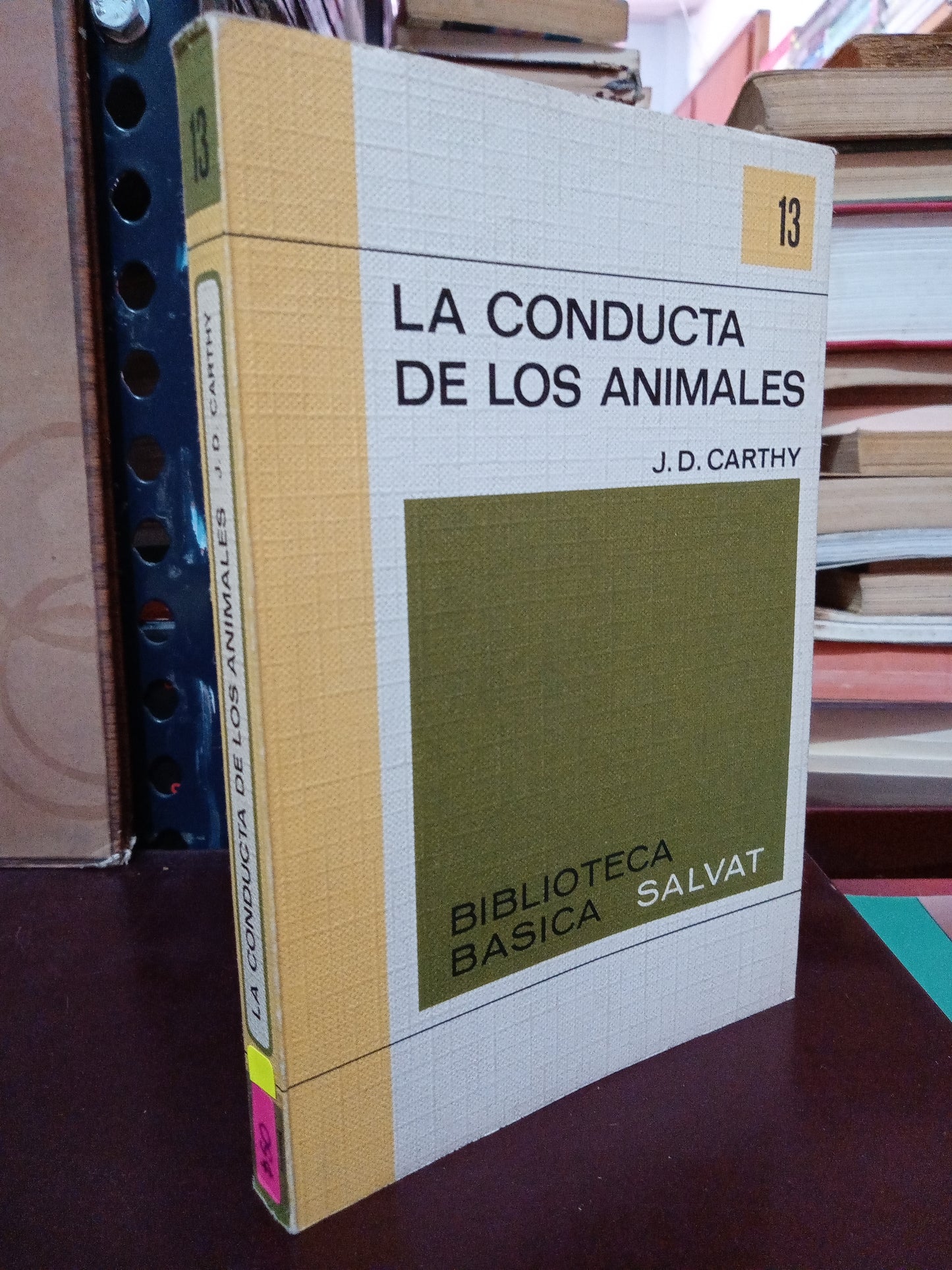 LA CONDUCTA DE ANIMALES J.D. CARTHY USADO NOVELA LITERARIO 305
