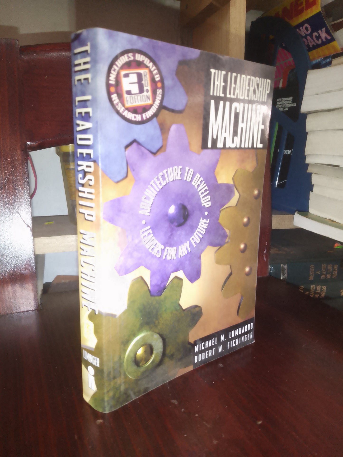 THE LEADERSHIP MACHINE POR MICHAEL M. LOMBARDO Y ROBERT W. EICHINGER USADO ARQUITECTURA LITERARIO 207