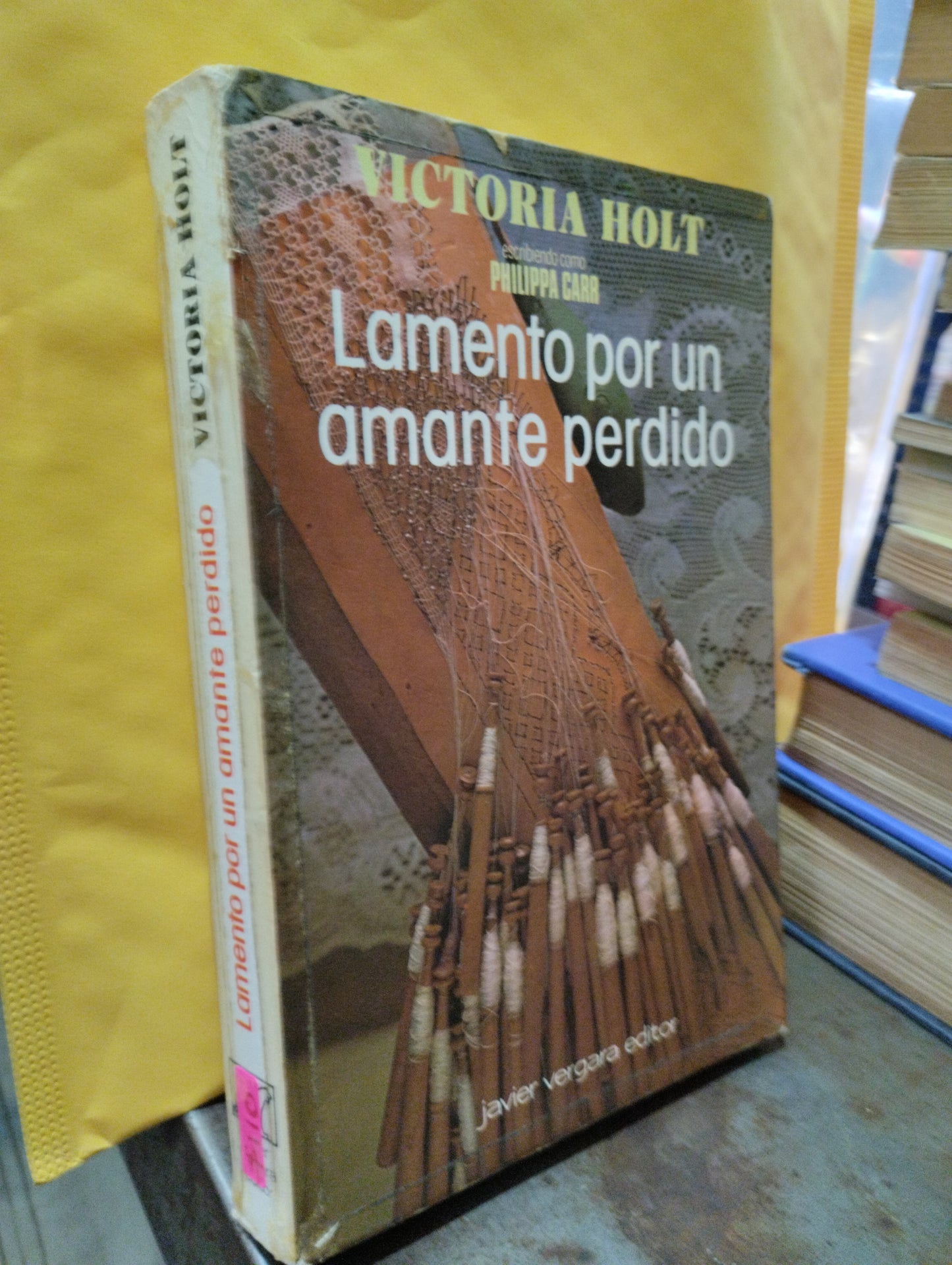 LAMENTO POR UN AMANTE PERDIDO POR VICTORIA HOLT USADO NOVELAS ALDAMA