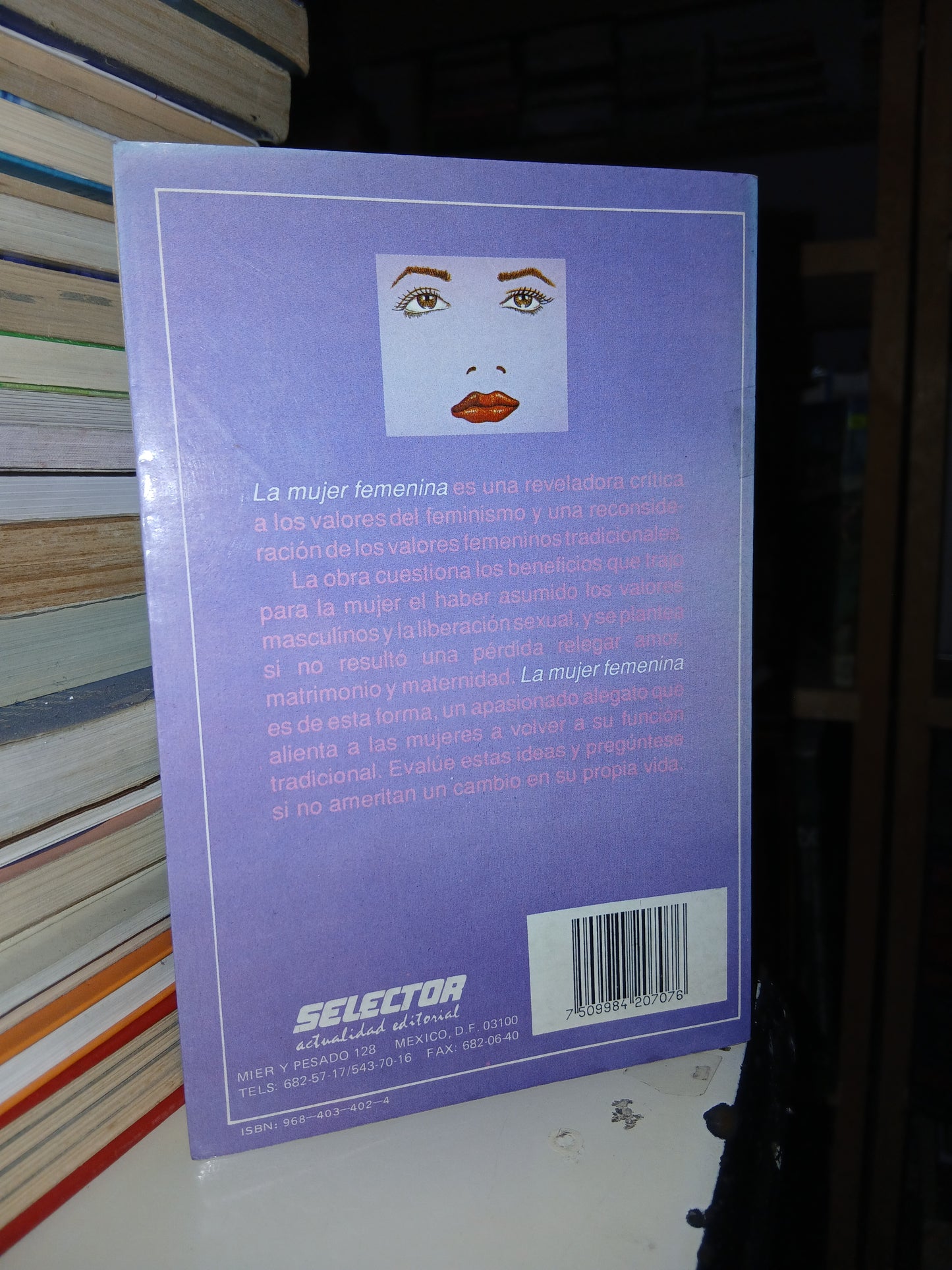LA MUJER FEMENINA POR MAGGIE GALLAGHER USADO SUPERACIÓN PERSONAL LITERARIO 207