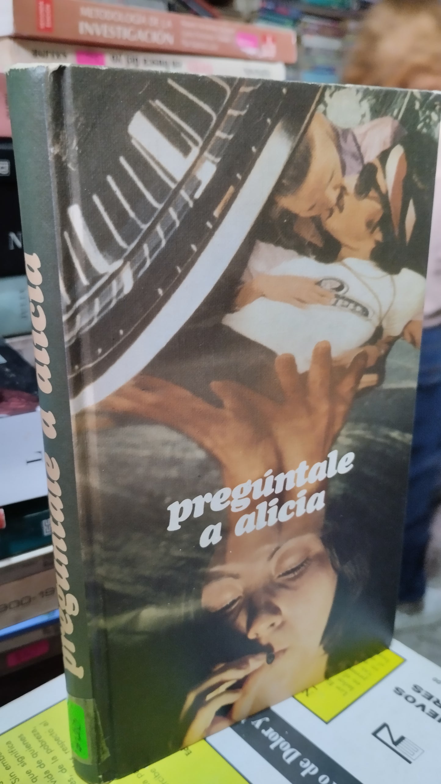 PREGUNTALE A ALICIA POR CIRCULO DE LECTORES LIBRO USADO NOVELAS ALDAMA