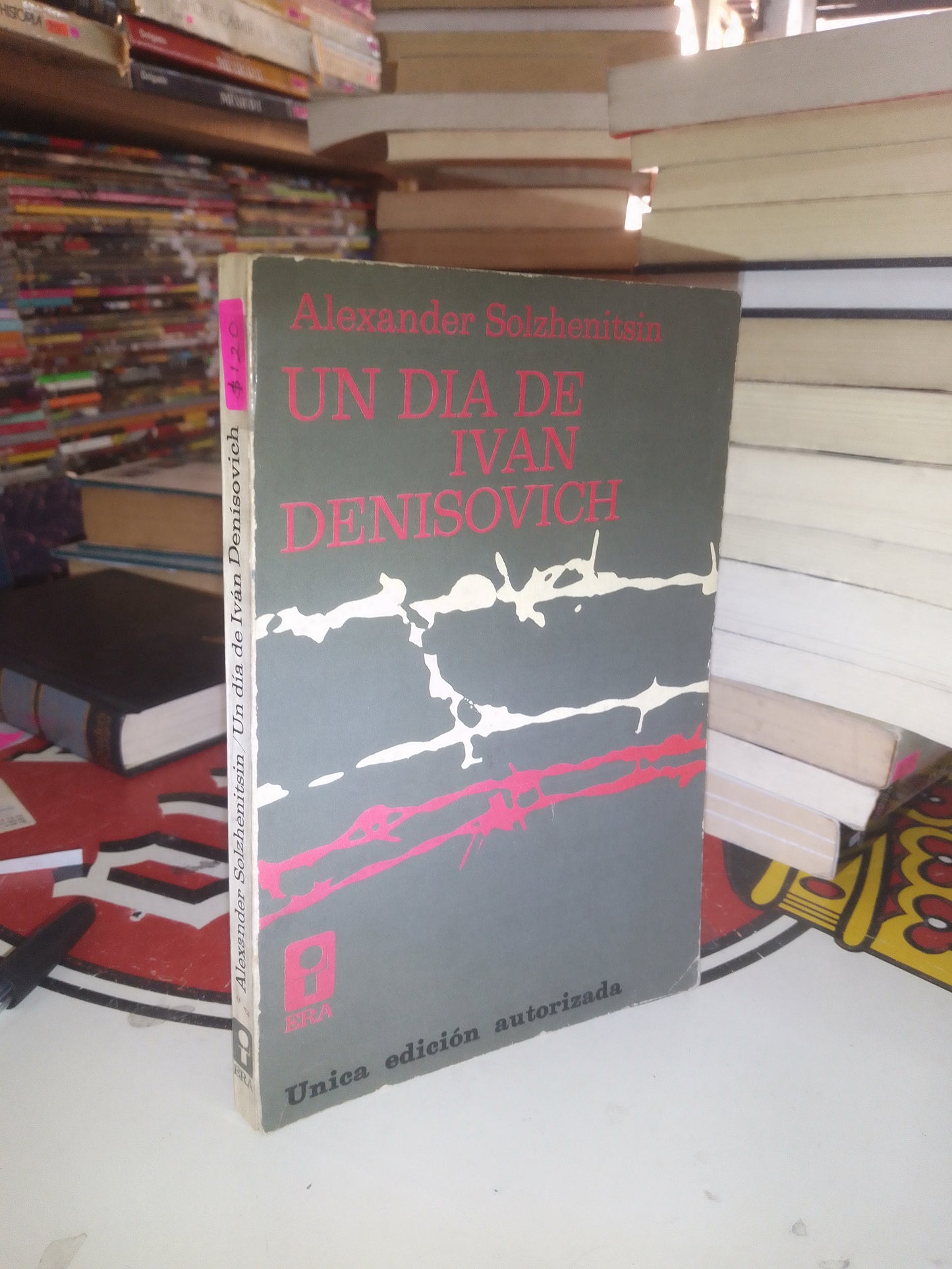UN DÍA DE IVAN DENISOVICH POR ALEXANDER SOLZHENITSIN USADO NOVELA LITERARIO 207