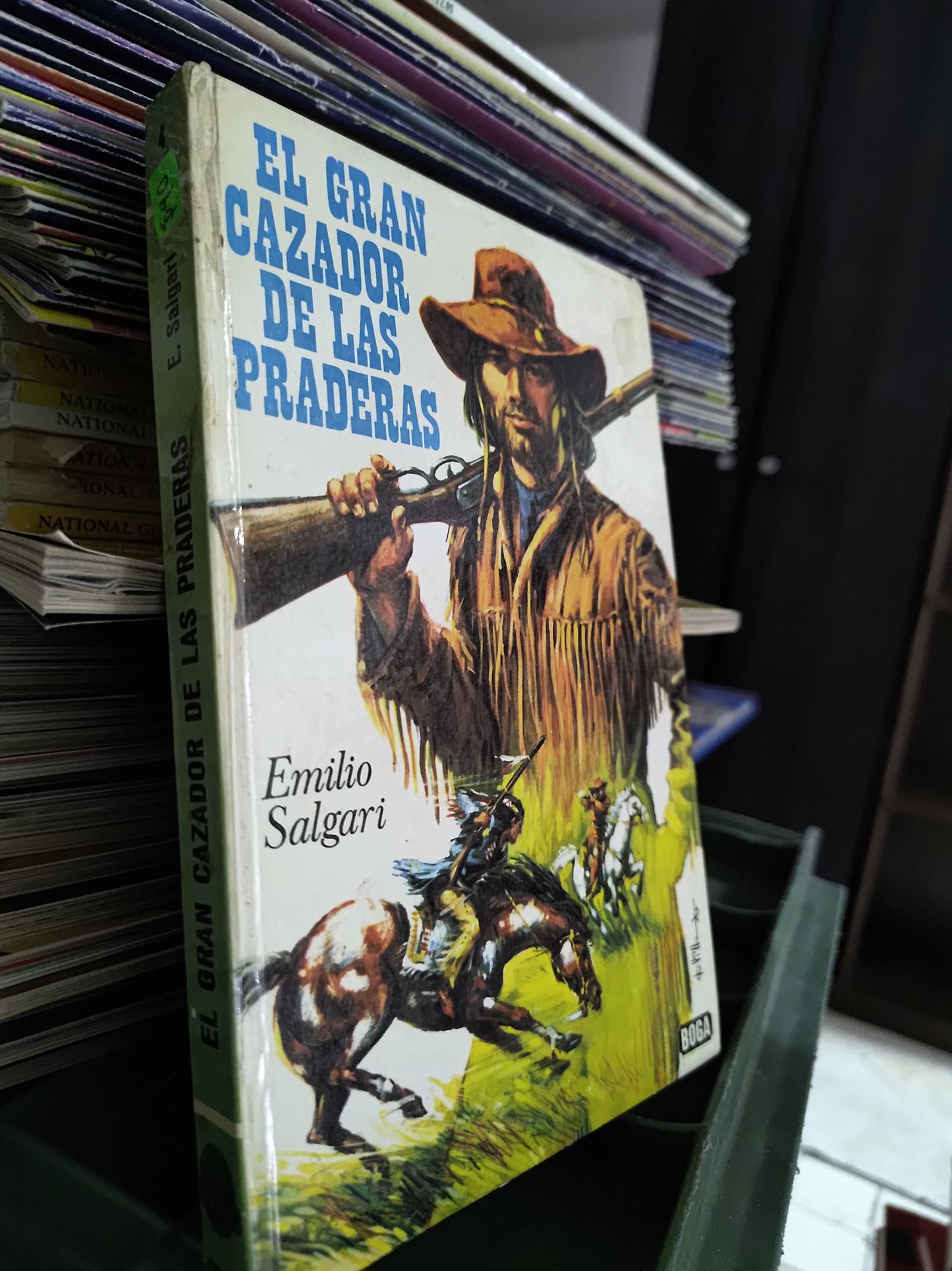 EL GRAN CAZADOR DE LAS PRADERAS POR EMILIO SALGARI USADO NOVELAS JUAREZ 515