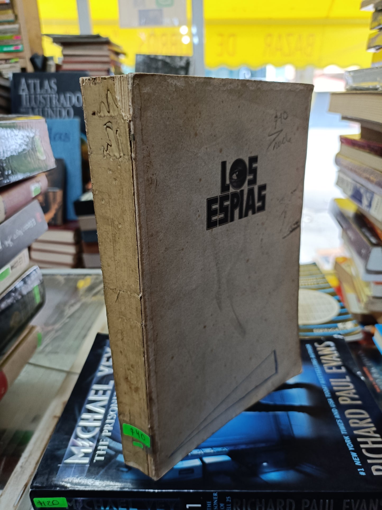 LOS ESPIAS POR ROGER GHETSENS USADOS NOVELAS JUAREZ 515