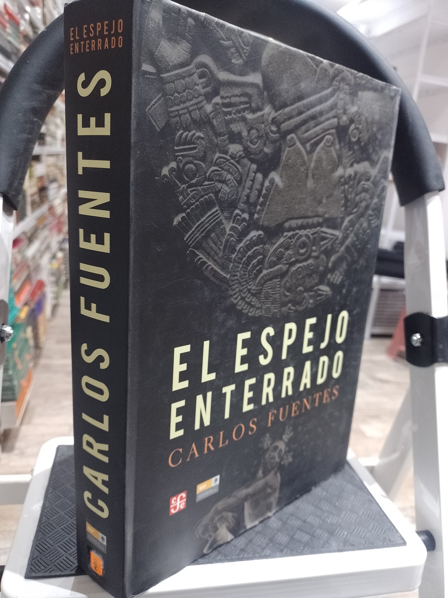 EL ESPEJO ENTERRADO POR CARLOS FUENTES USADO HISTORIA JUAREZ 515