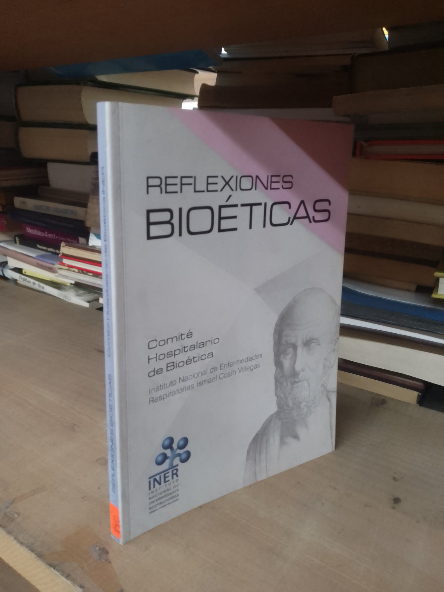 REFLEXIONES BIOÉTICAS POR EL COMITÉ HOSPITALARIO DE BIOÉTICA USADO MEDICINA LITERARIO 207