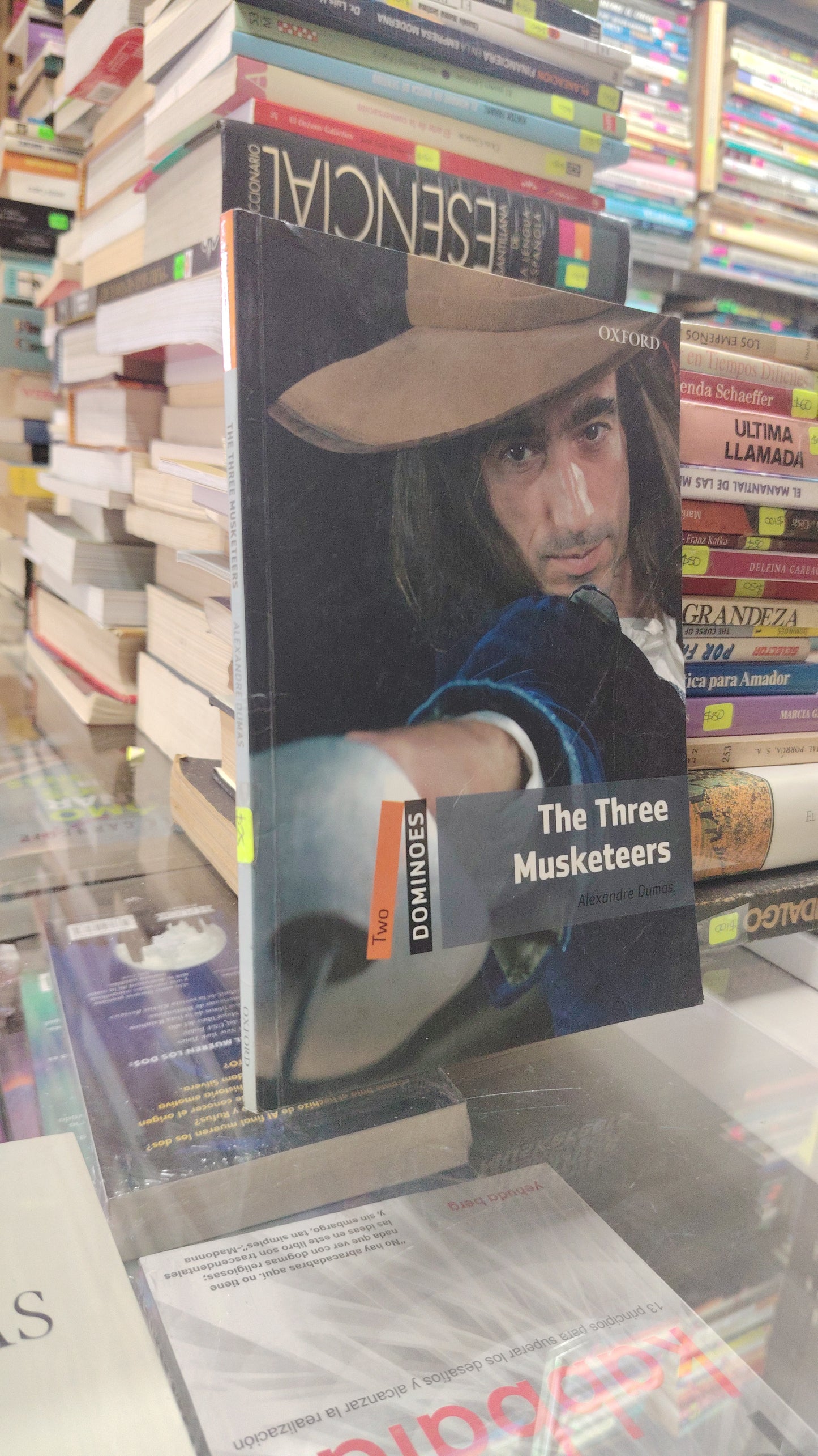 THE THREE MUSKETEERS POR ALEXANDRE DUMAS USADO IDIOMAS JUAREZ 507