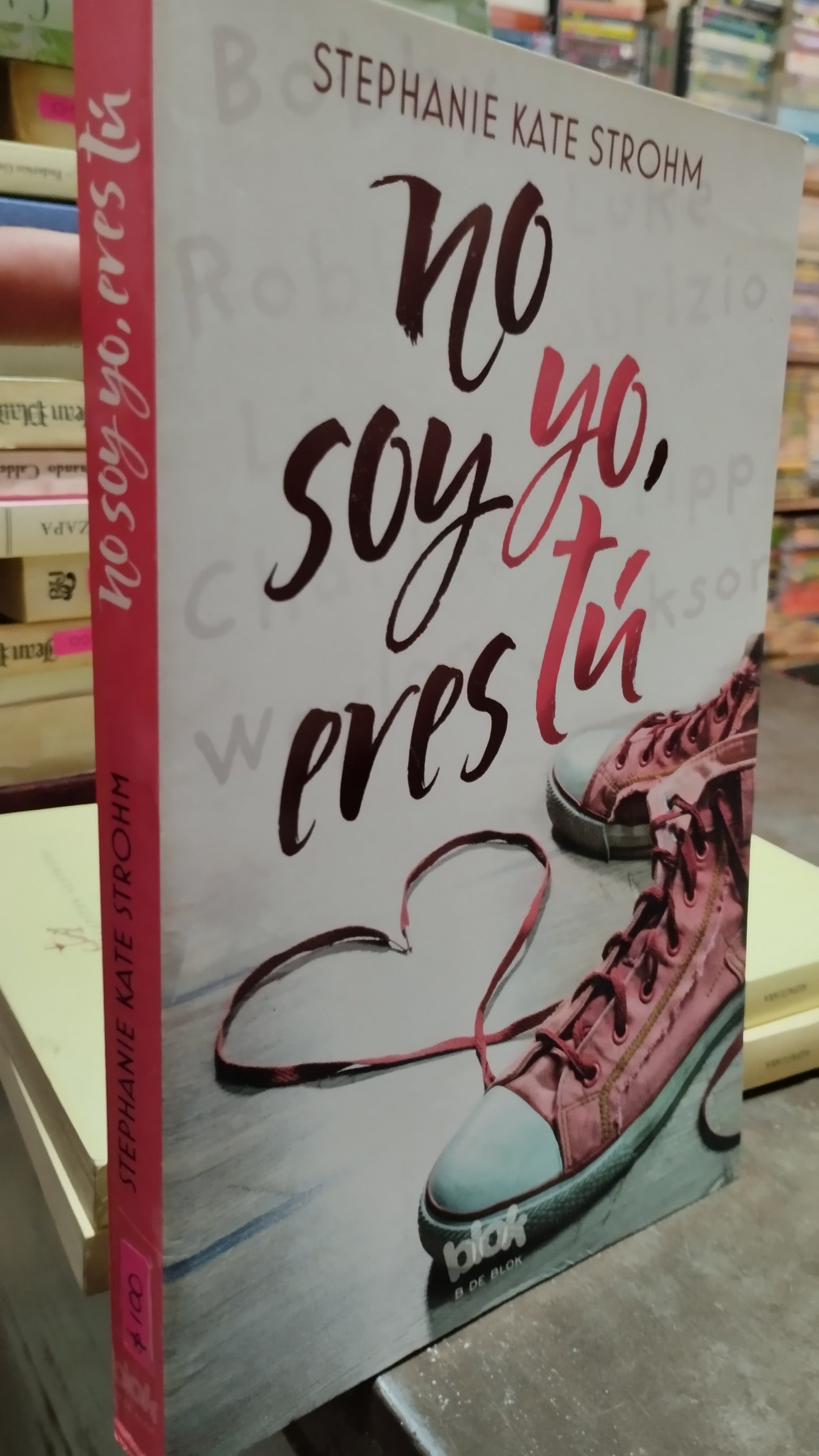 NO SOY YO ERES TU POR STEPHANIE KATE STROHM LIBRO USADO NOVELAS ALDAMA