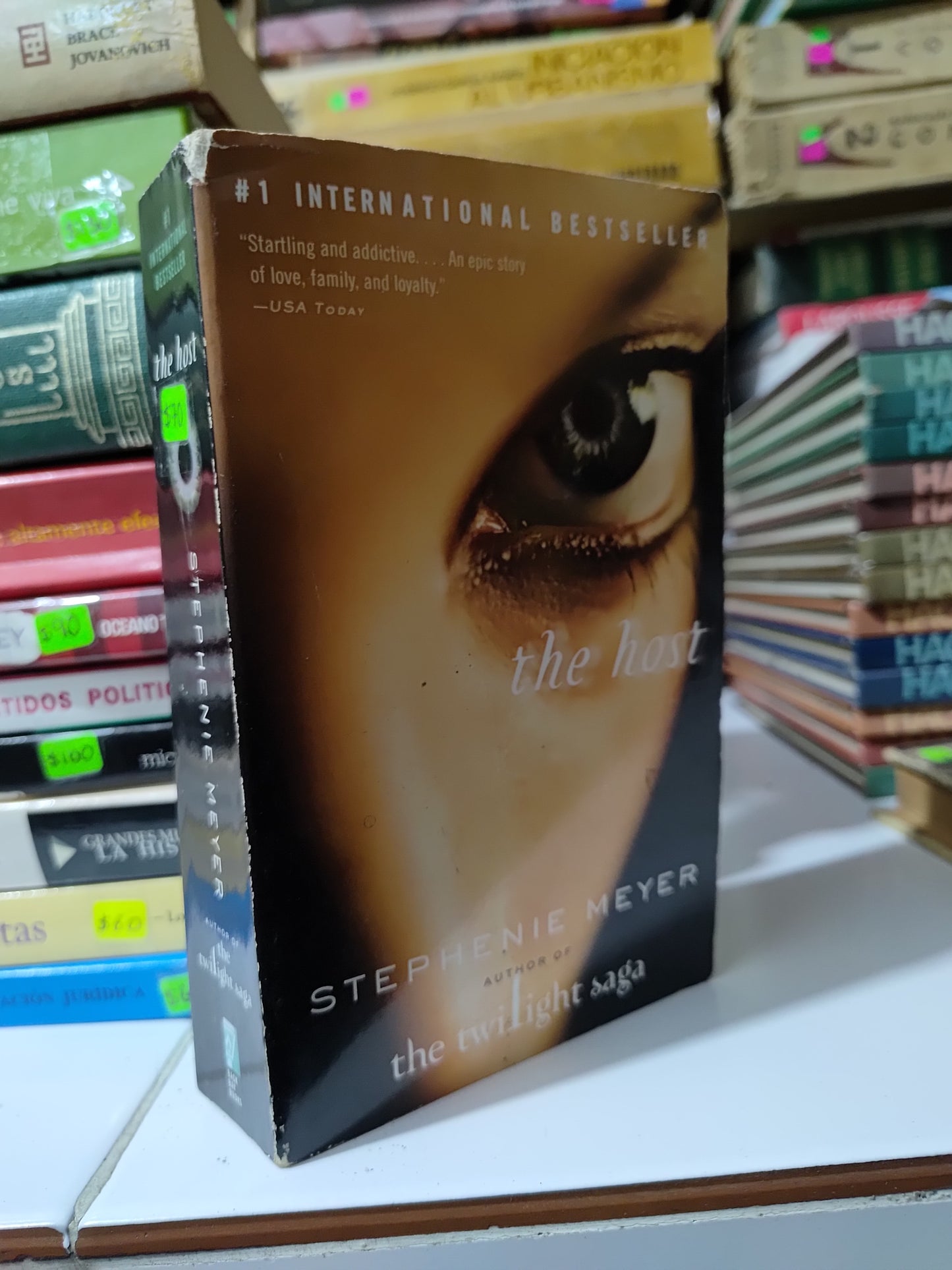 THE HOST POR STEPHENIE MEYER USADO IDIOMAS JUAREZ 507